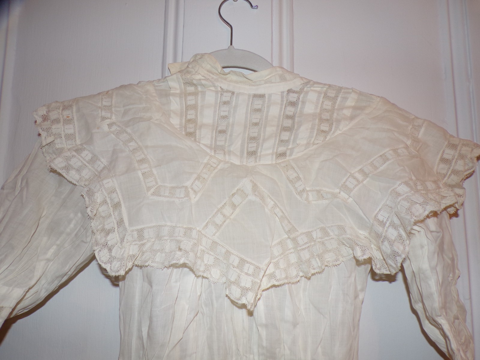 VTG White Shear Dress with Fancy Collar