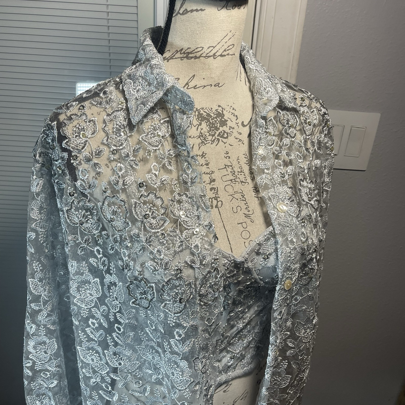 The Icing Vintage 90’s Silver Floral Lace Beaded Bustier Blouse Chic 2 Pc Set