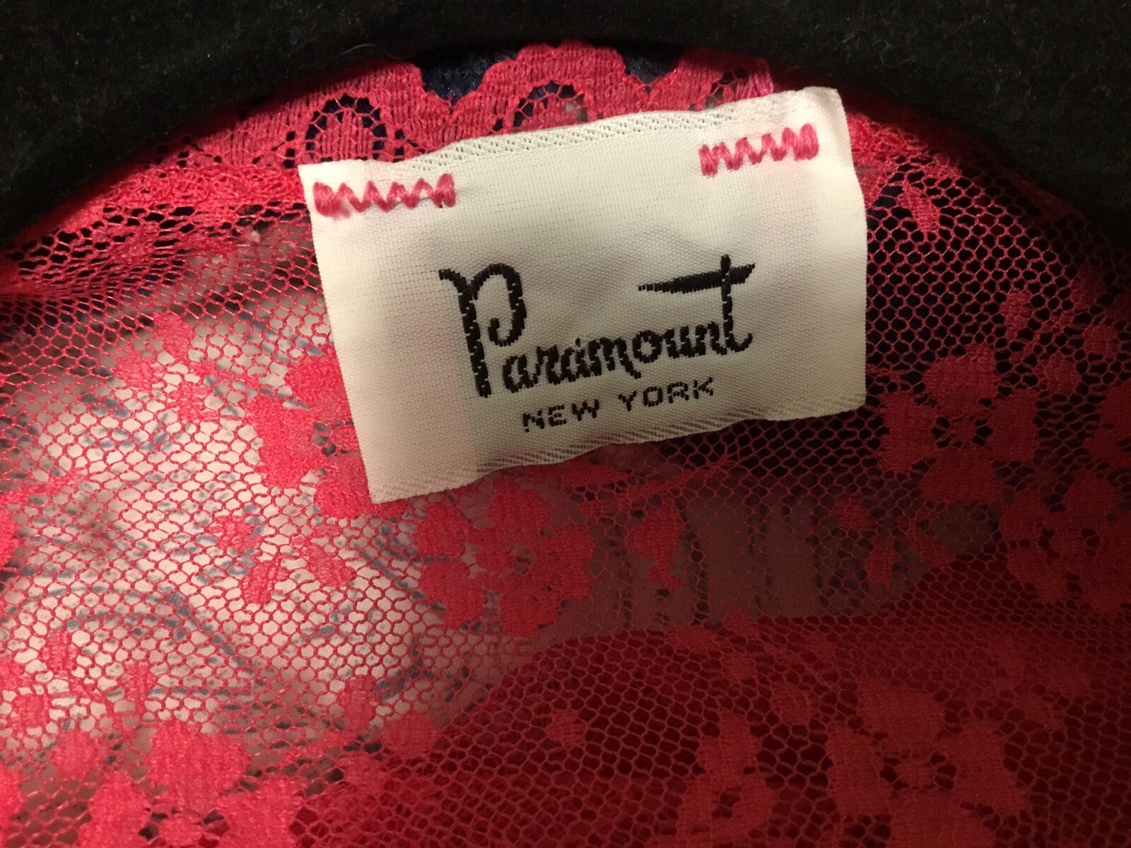 Vintage Paramount New York Peignoir Set Size Large Pink Nylon (flaw In Robe)