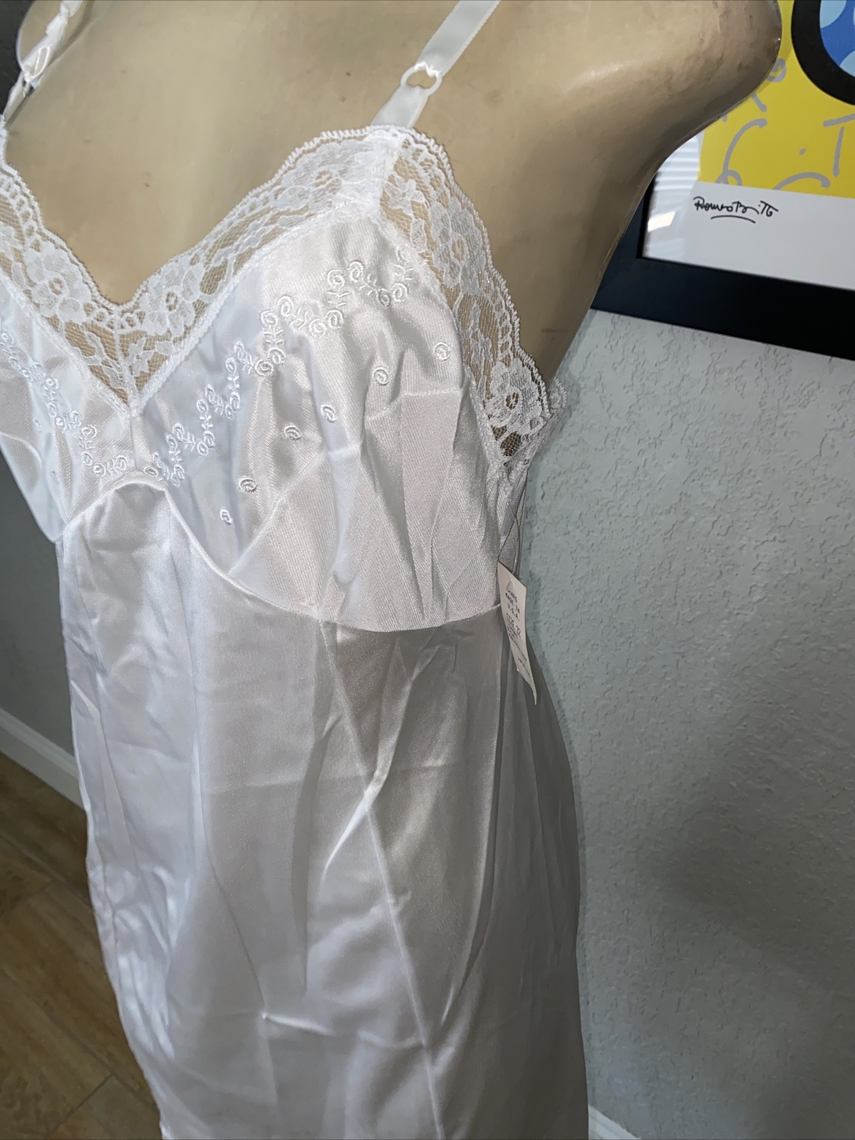 VTG Sears Antron III Nylon Lace Full Slip 32 Short White NWTS brw