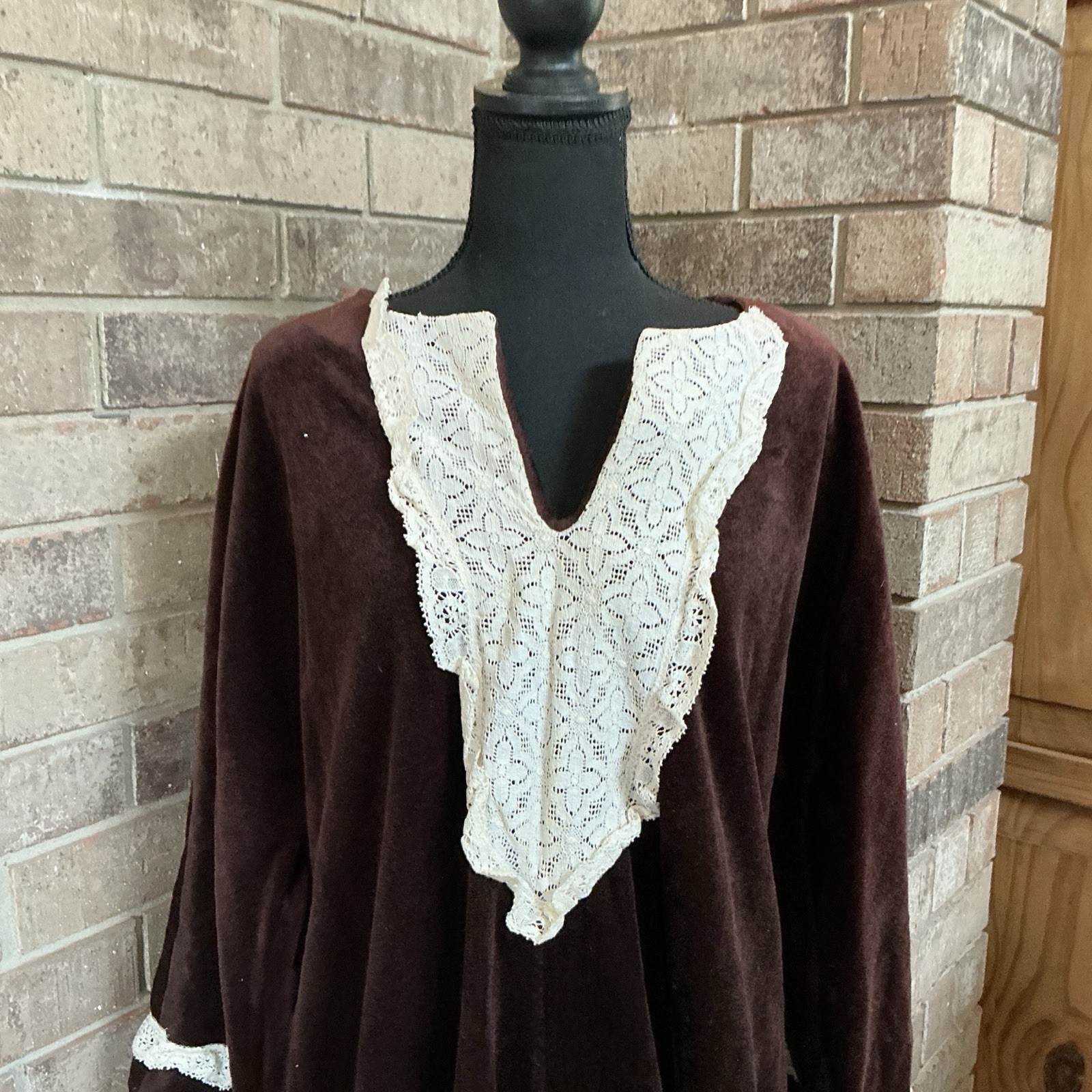 70s VINTAGE Brown Velour Maxi Kaftan Dress Lace Trim Plus Size 1X 2X Boho #2D6