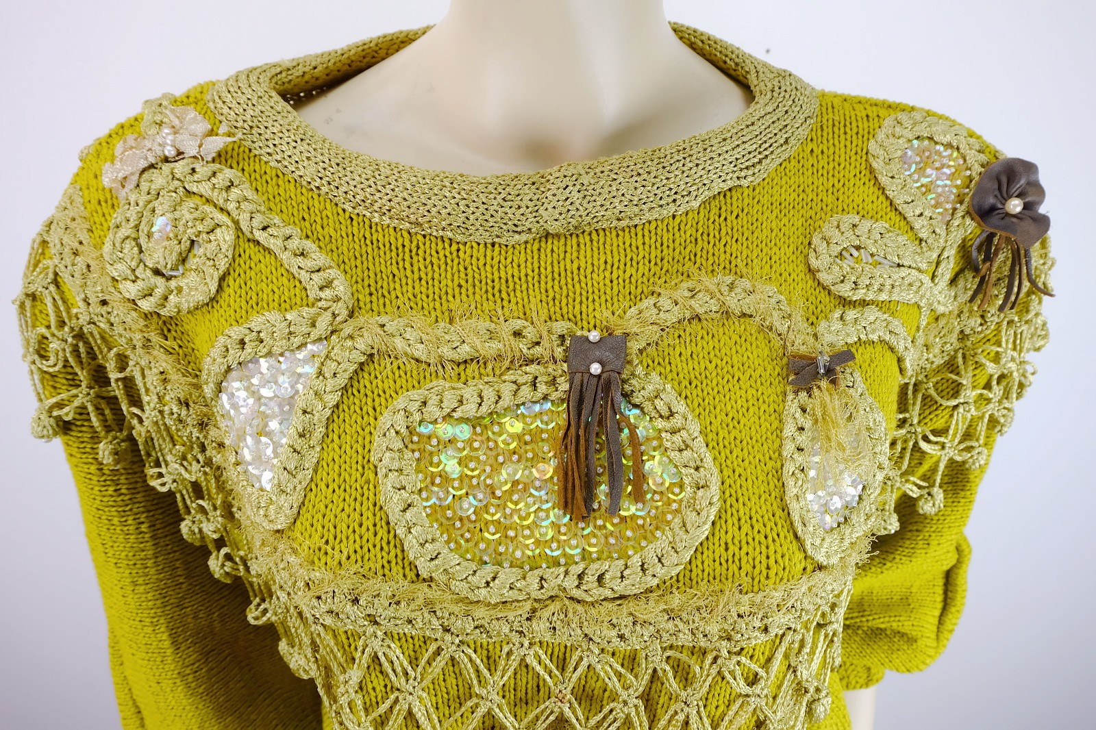 unusual 80s jumper cotton sequin appliqués size 36