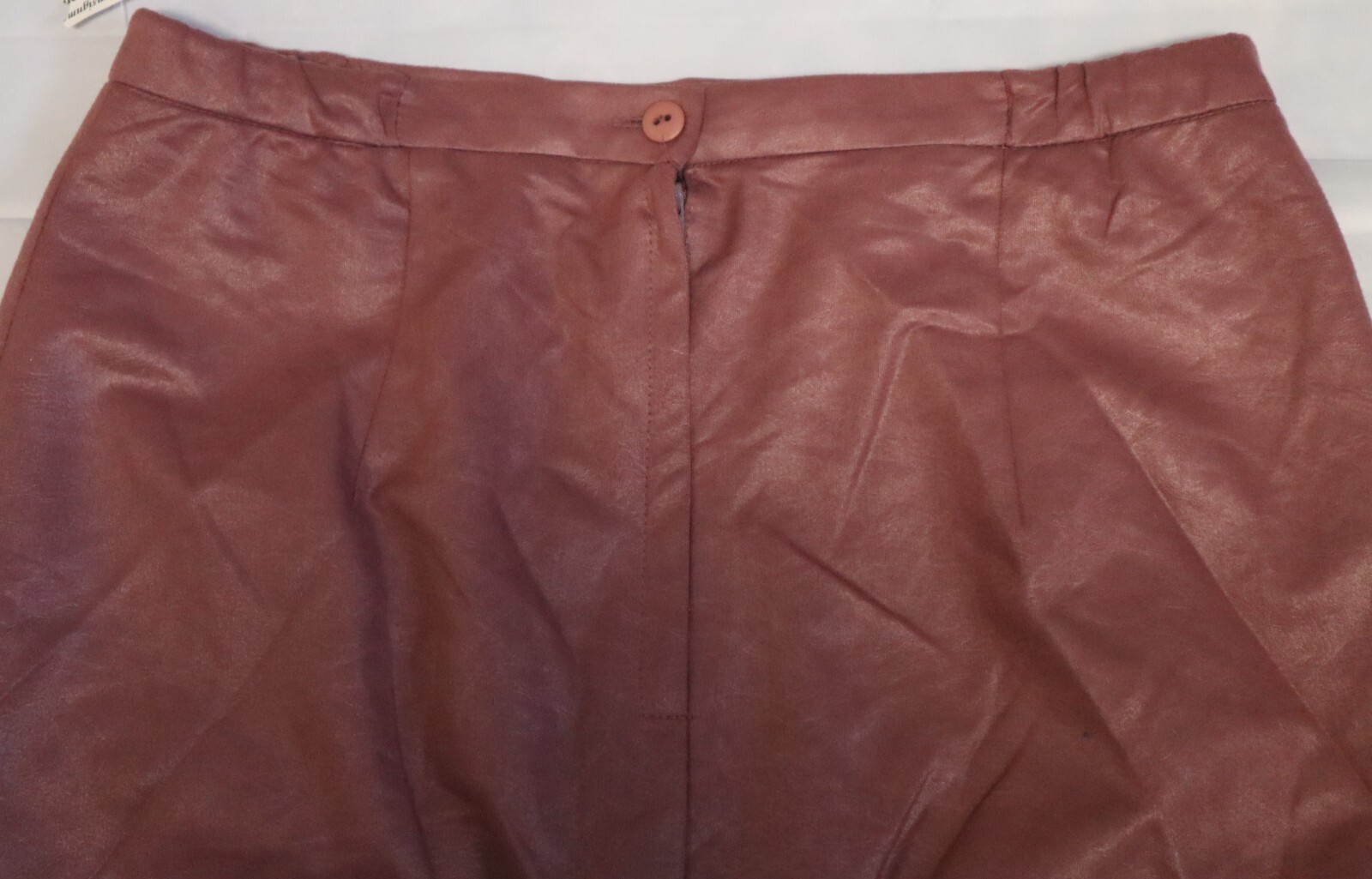 Vintage 1980s PIERRE LAMONTE old pink faux leather skirt 32W x 30L (USA) NWT