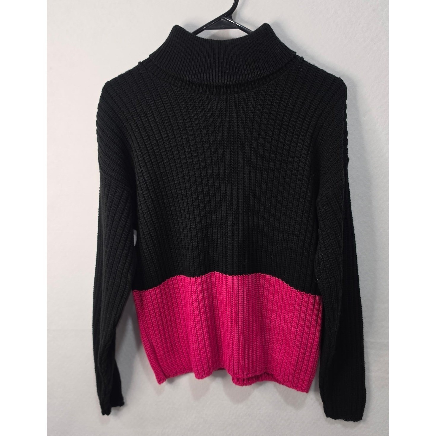 Vintage Turtleneck Sweater Black Pink Colorblock Ribbed Knit Medium USA