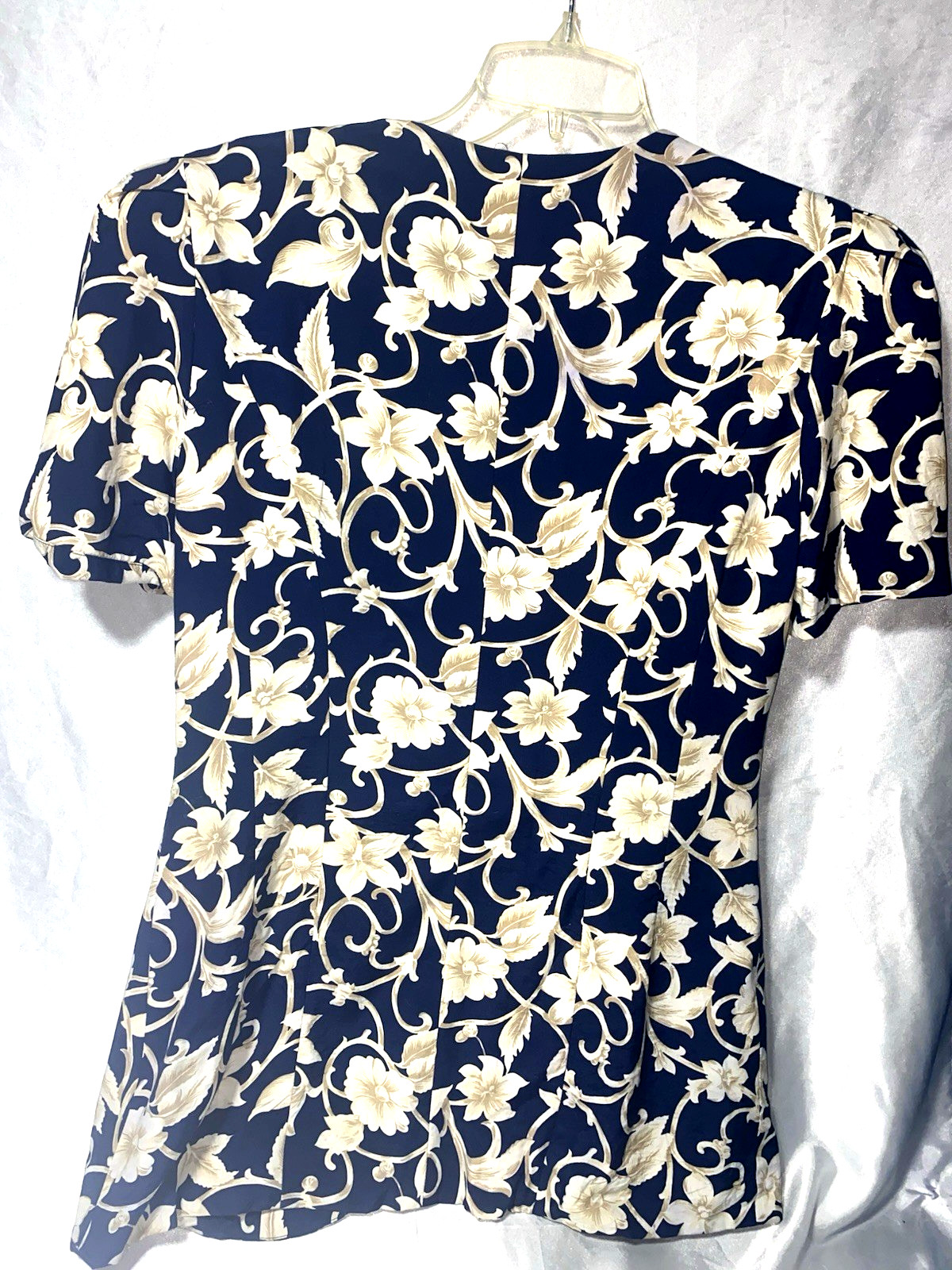 Vintage Maggy London Women’s 12 2-Piece Top And Matching Skirt