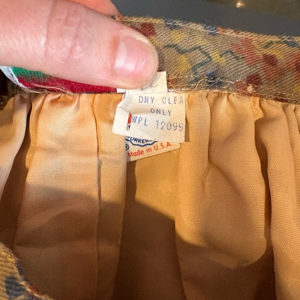 Vintage Ferrara of Milan Paisley Skirt Union Made USA Vintage 12- Modern Small