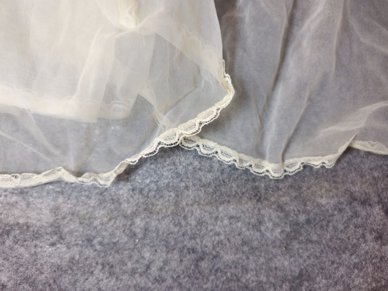 1960s Vintage Babydoll Sheer Ivory Nylon Nightgown Peignoir Set Lace Detail READ