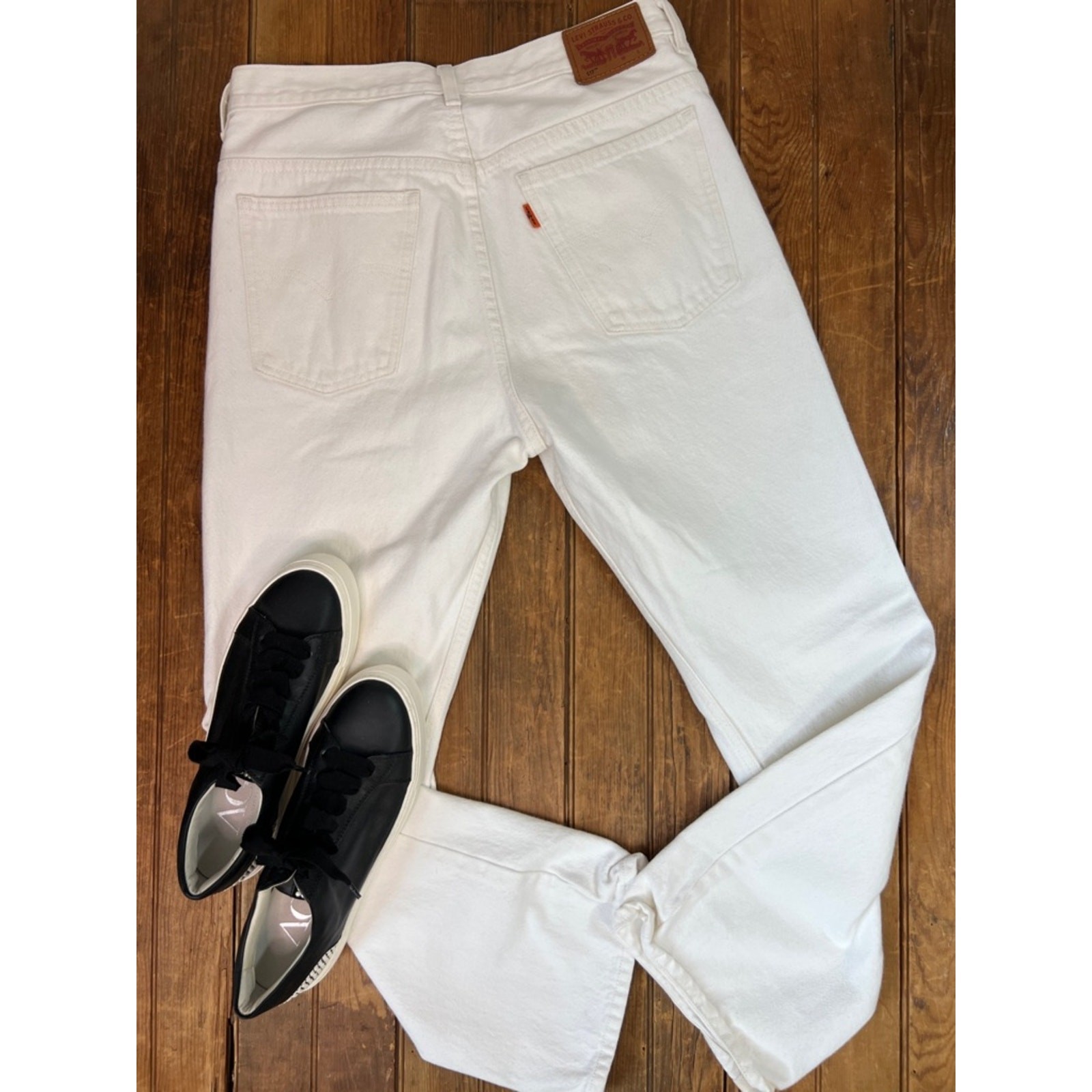 Vintage 90s Women’s Levi’s 517 Orange tab White Denim Jeans high waisted
