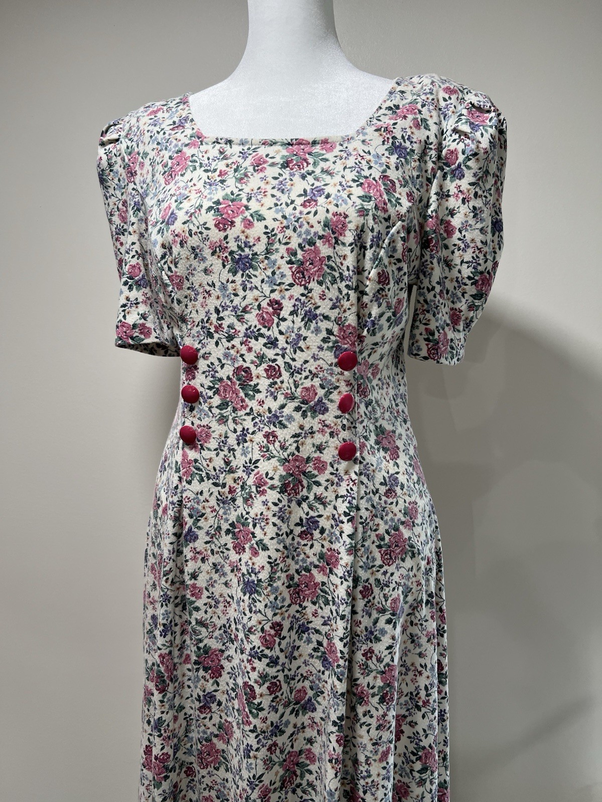 Vintage Tabby Floral Dress 70’s Size Medium