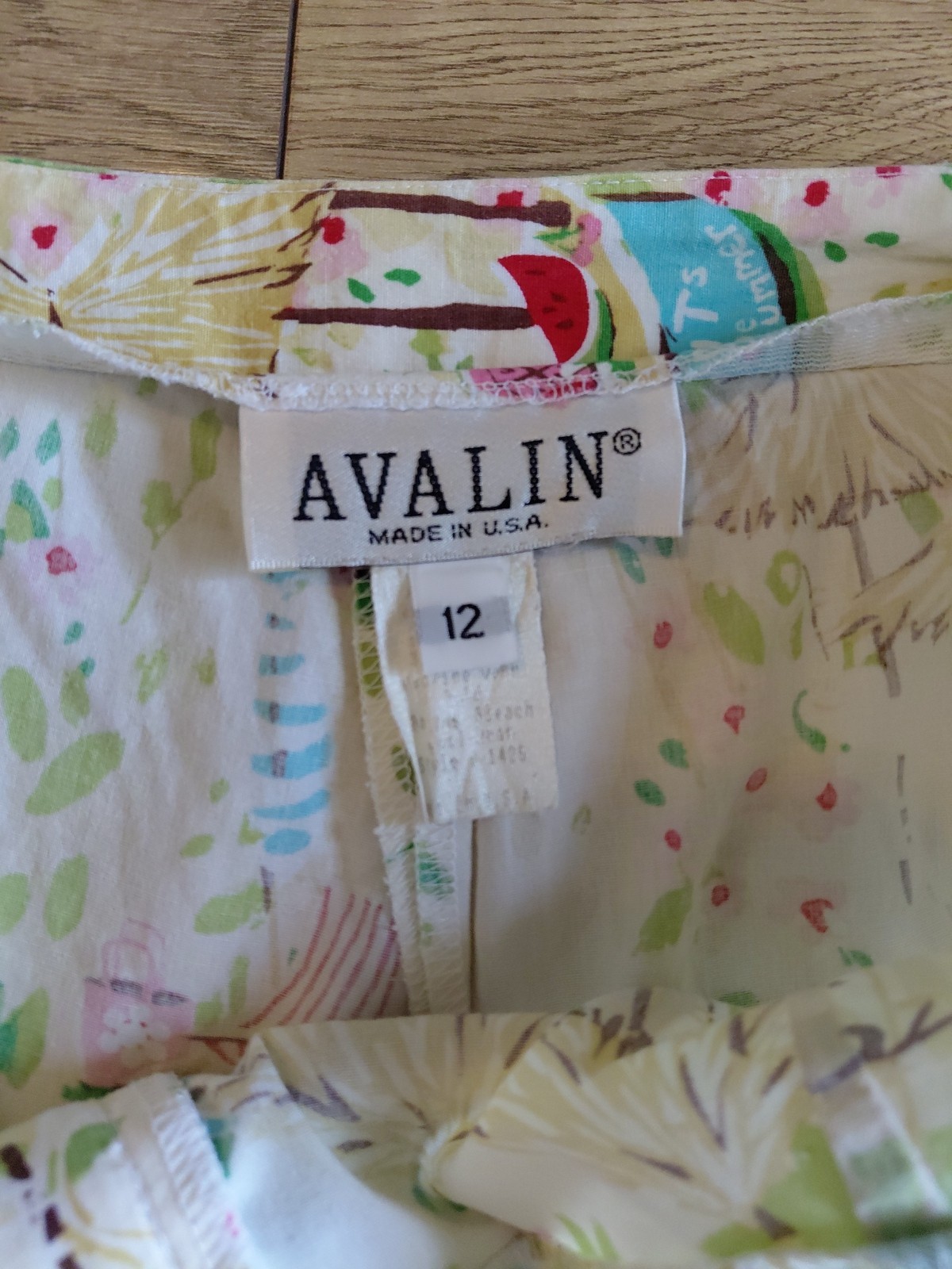 Avalin Vintage Women’s Capris Bicycle Novelty Print 12 Cream Green 1950 Style