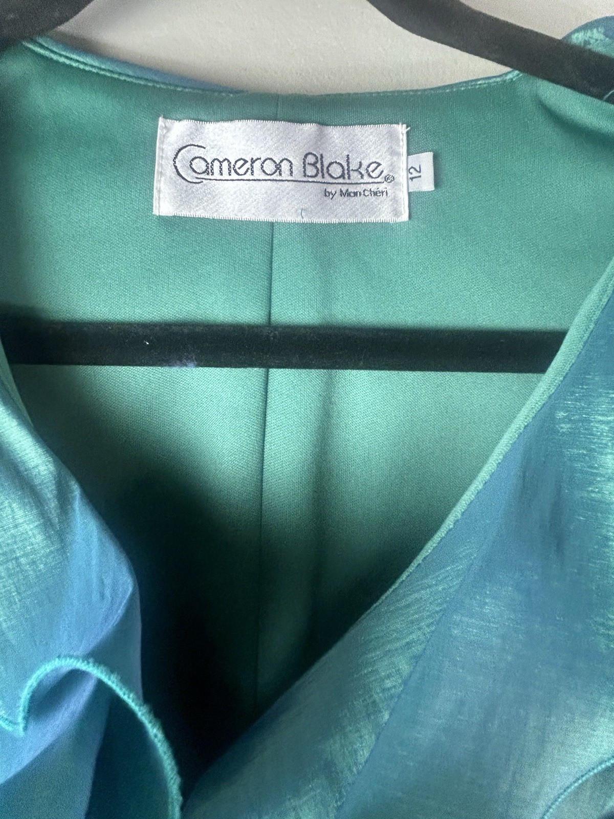 VTG CAMERON BLAKE BY MON CHERI Taffeta Skirt Set Elegant Irisdescent Green Y2K