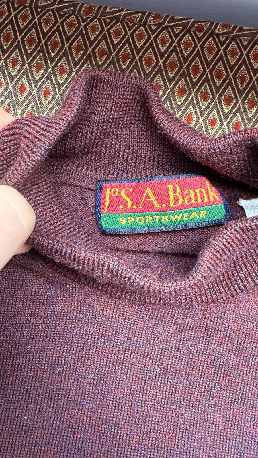 Jos A Bank mockneck turtleneck sweater size L- Virgin Wool- Purple