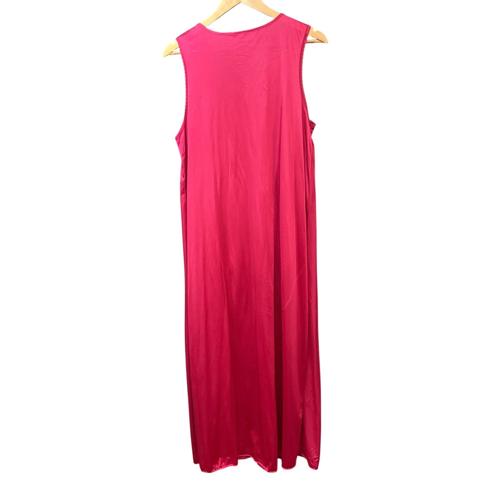 Vintage Vanity Fair Nightgown Magenta Pink Lace Coquette Romantic Grandmacore