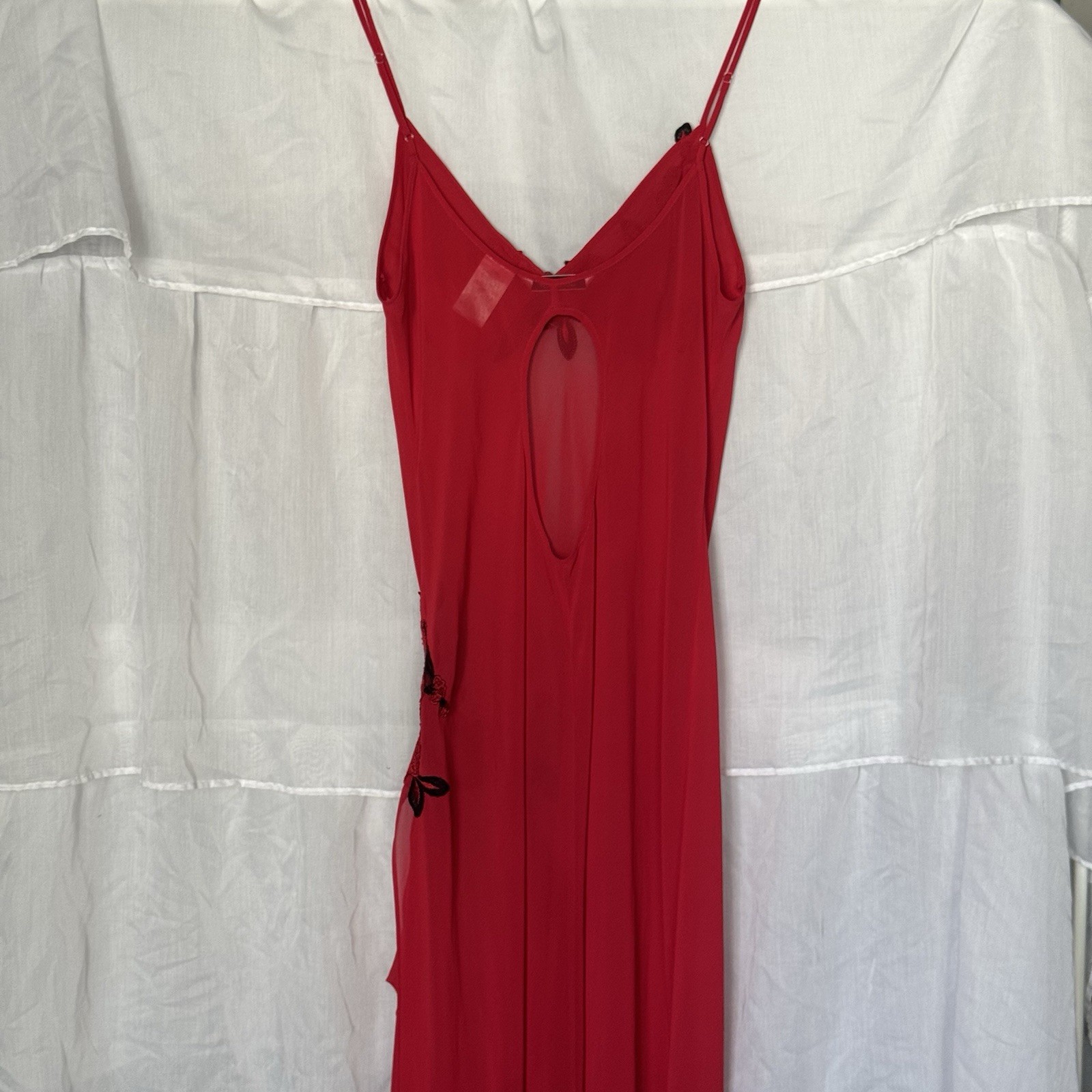 Vintage Delicates Sheer Floral Nightgown with Cutout Back, Women’s Size medium