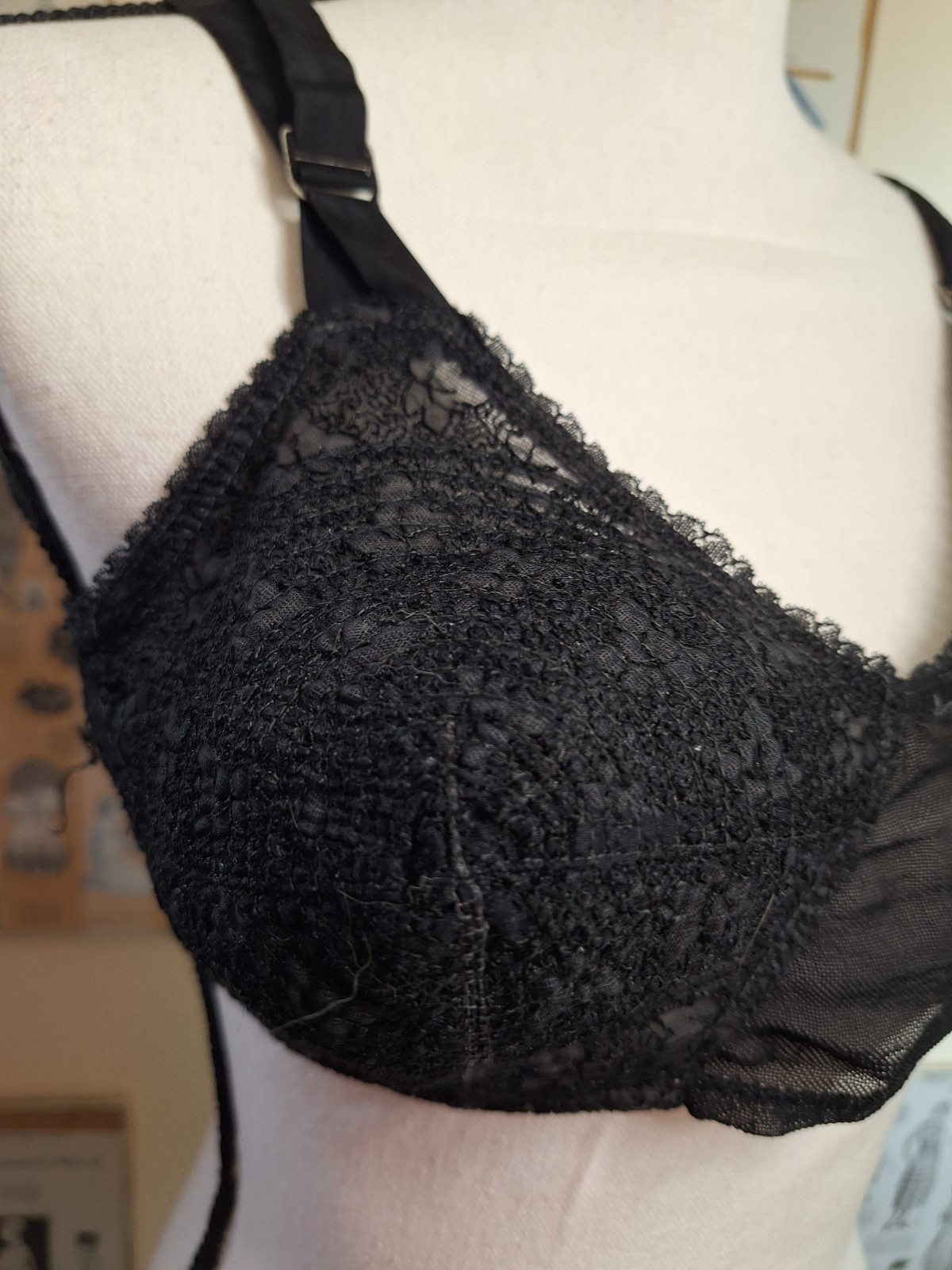 Life Romance Formfit Black vintage bullet bra 36C