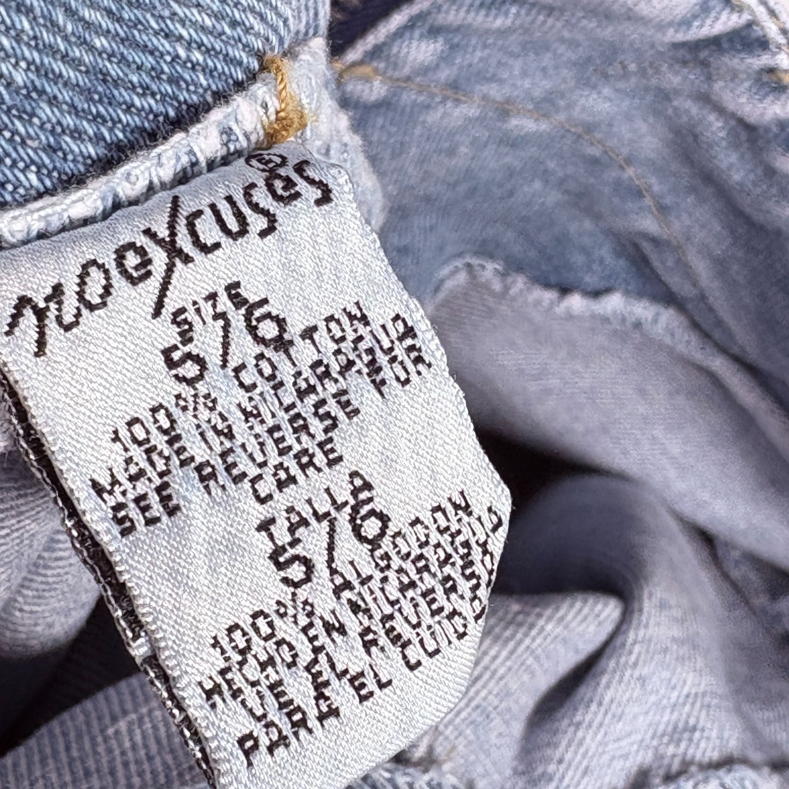 Vintage No Excuse Y2K Women’s Light Wash No Pocket O Ring Zipper Denim Jeans 30″