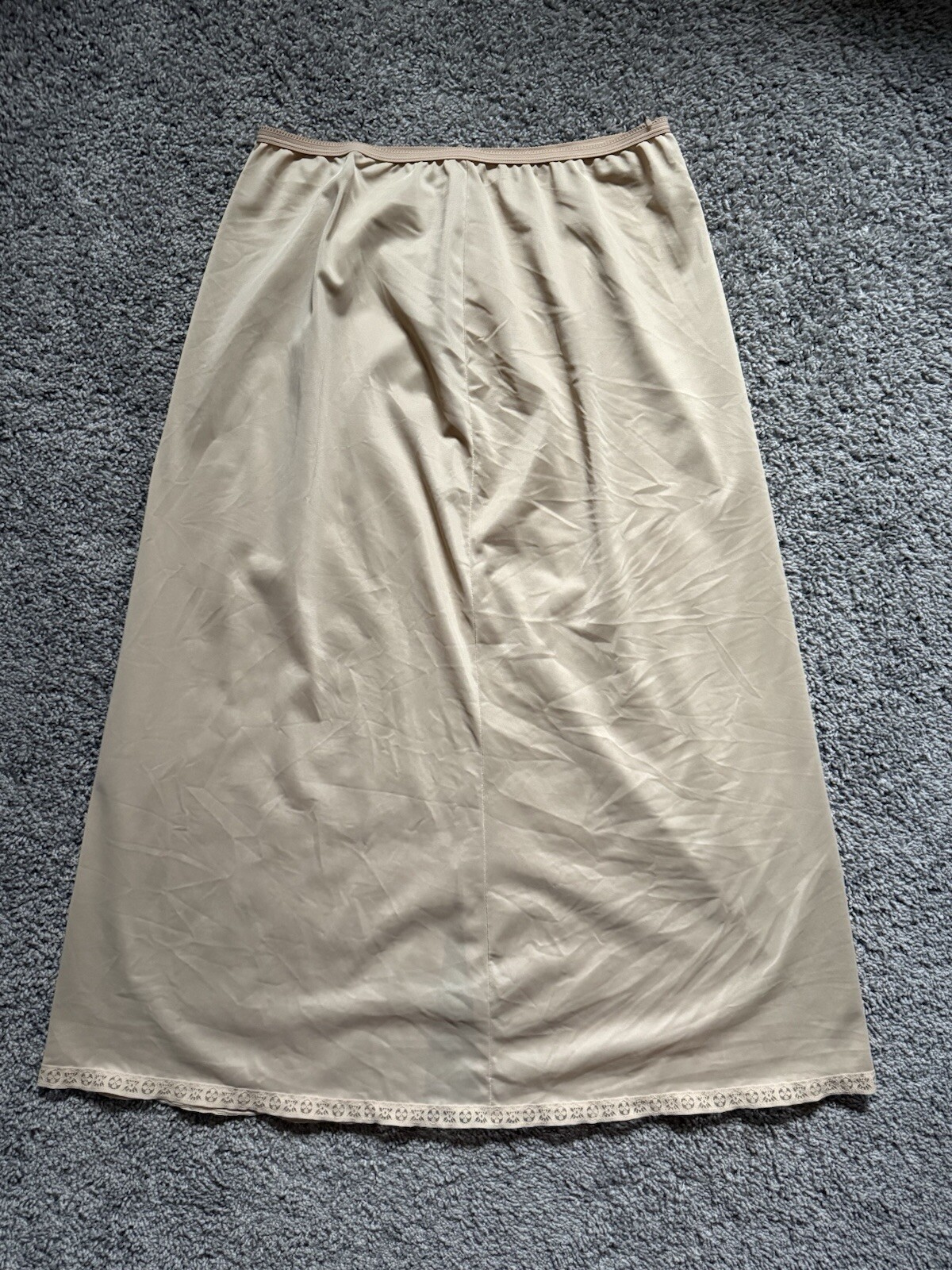 Vintage Gossard Artemis Skirt Slip Size Large Beige Made In USA Lingerie