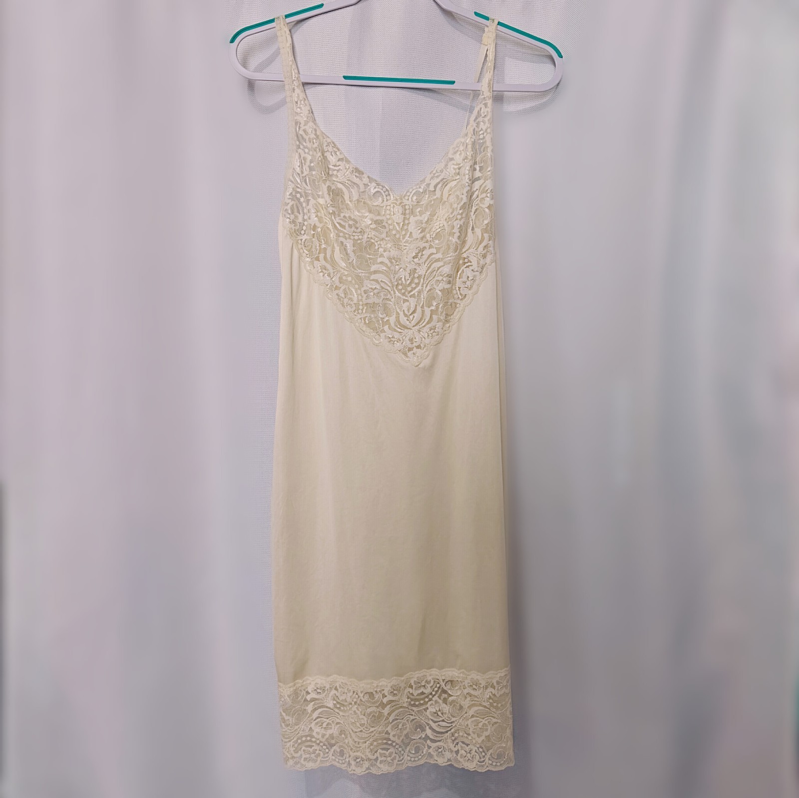 Vintage Lace Slip Dress Vanity Fair 36 Nylon Ivory Nude Floral Sheer Lingerie