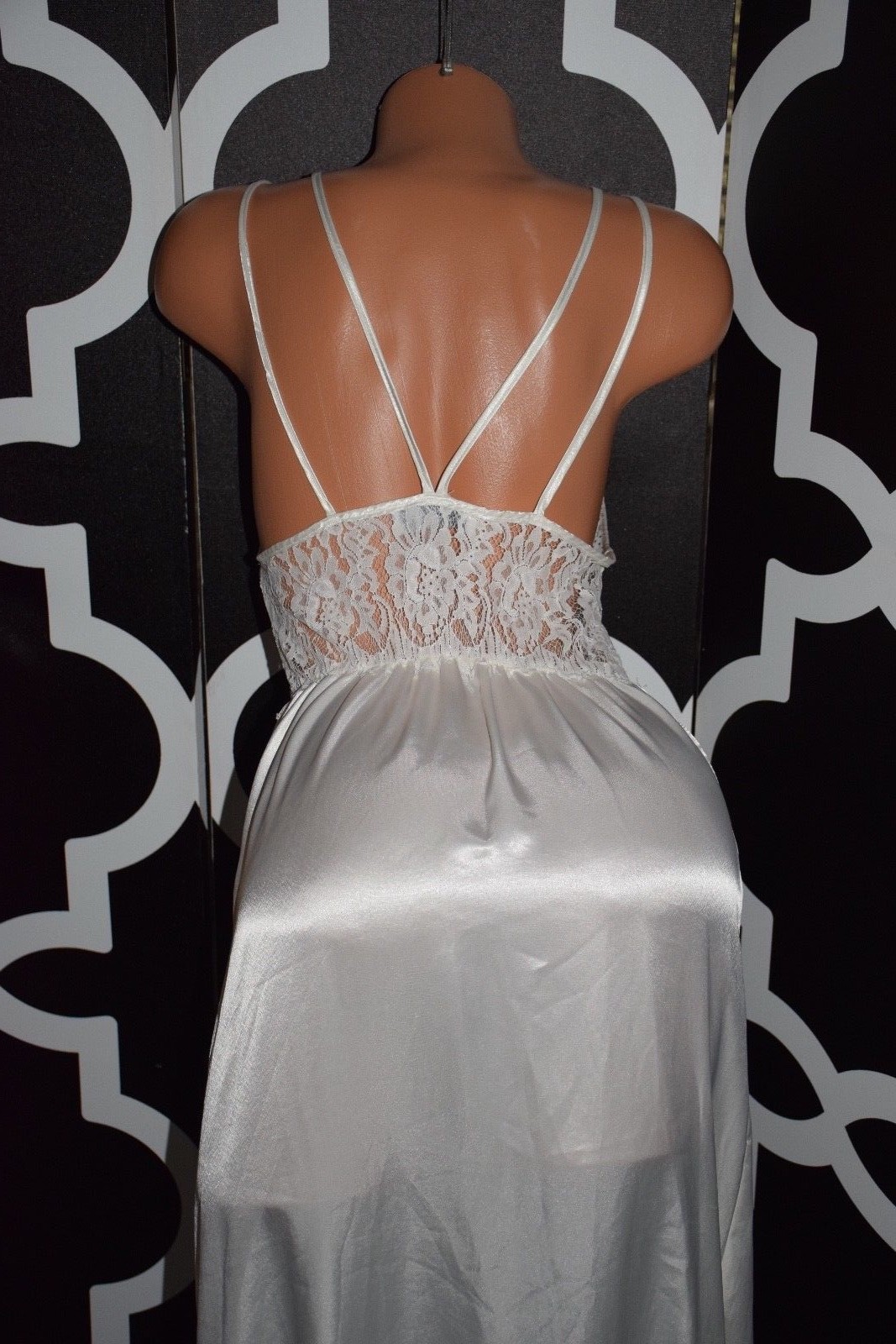 Vintage Jessica Lynn Collection Nightgown Shiny Satin Lace Wedding Bride Gown M