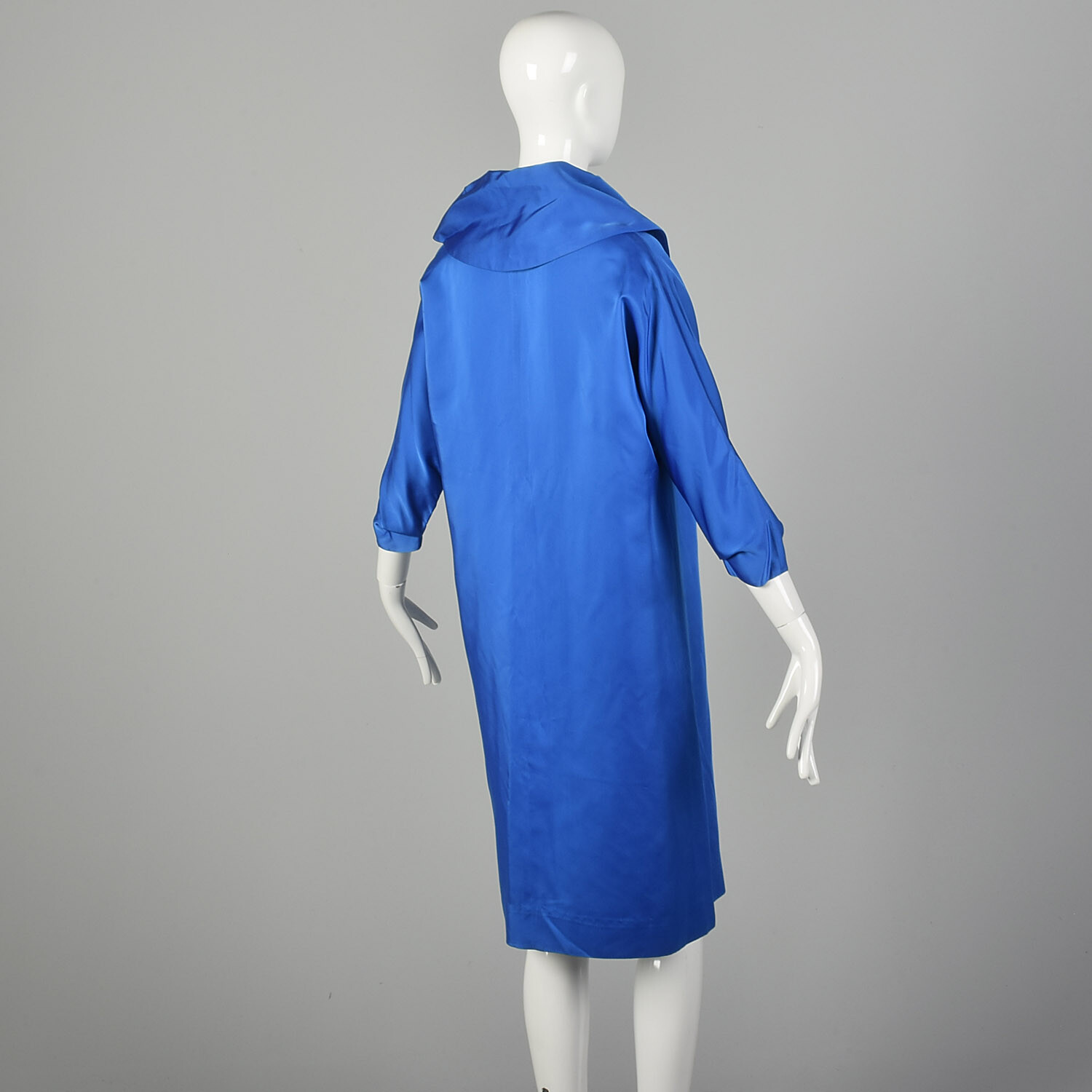 Small 1950s Clutch Coat Blue Satin Bracelet Batwing Sleeves Wide Collar VTG 50s