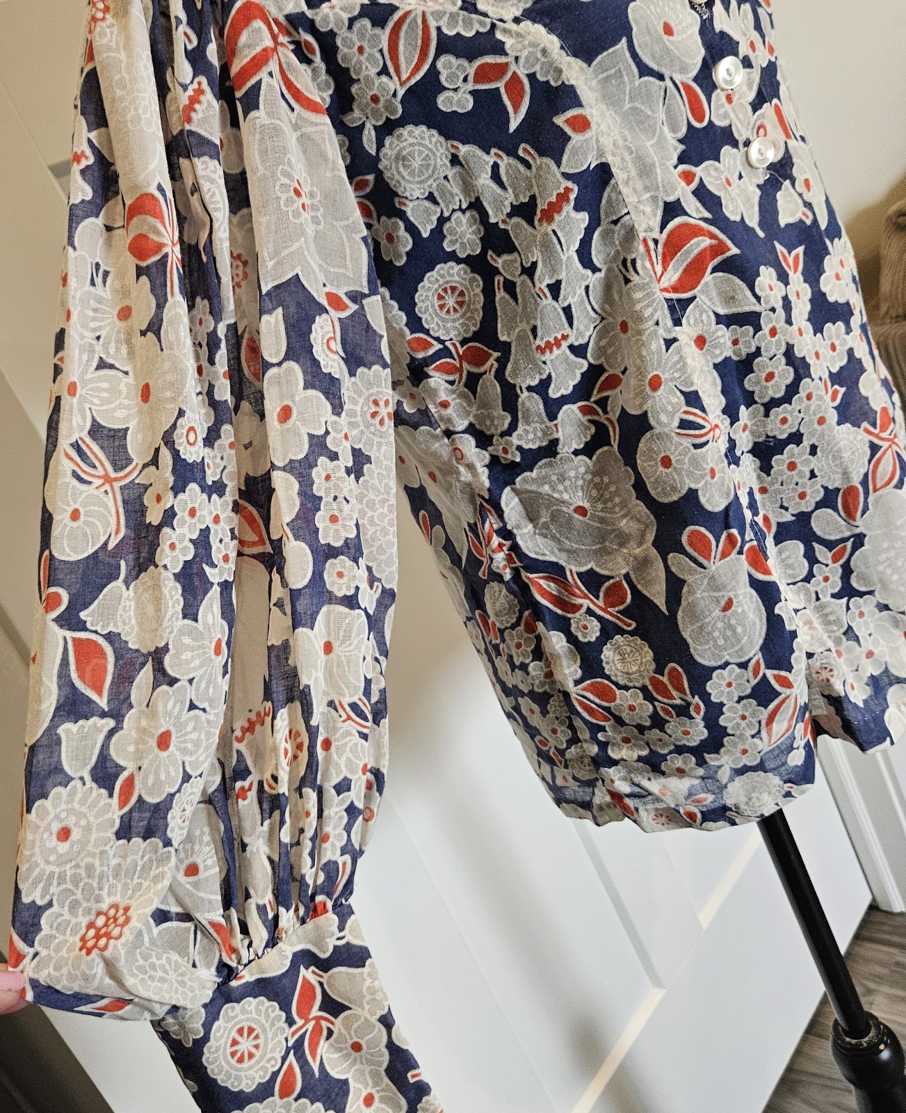 VTG 1960s Hand Made Red White Blue Floral Sheer Button Up Blouse Dagger Collar