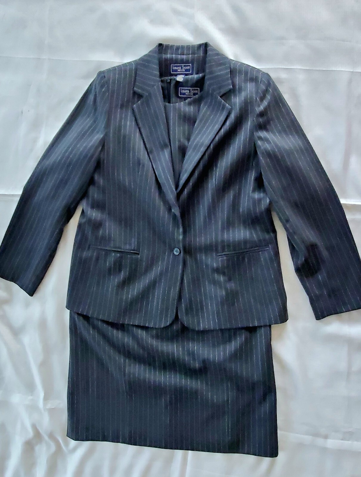 Vintage Gray Pinstripe Suit Blazer Sheath Dress Size 12P Laura Scott Y2K 2000s