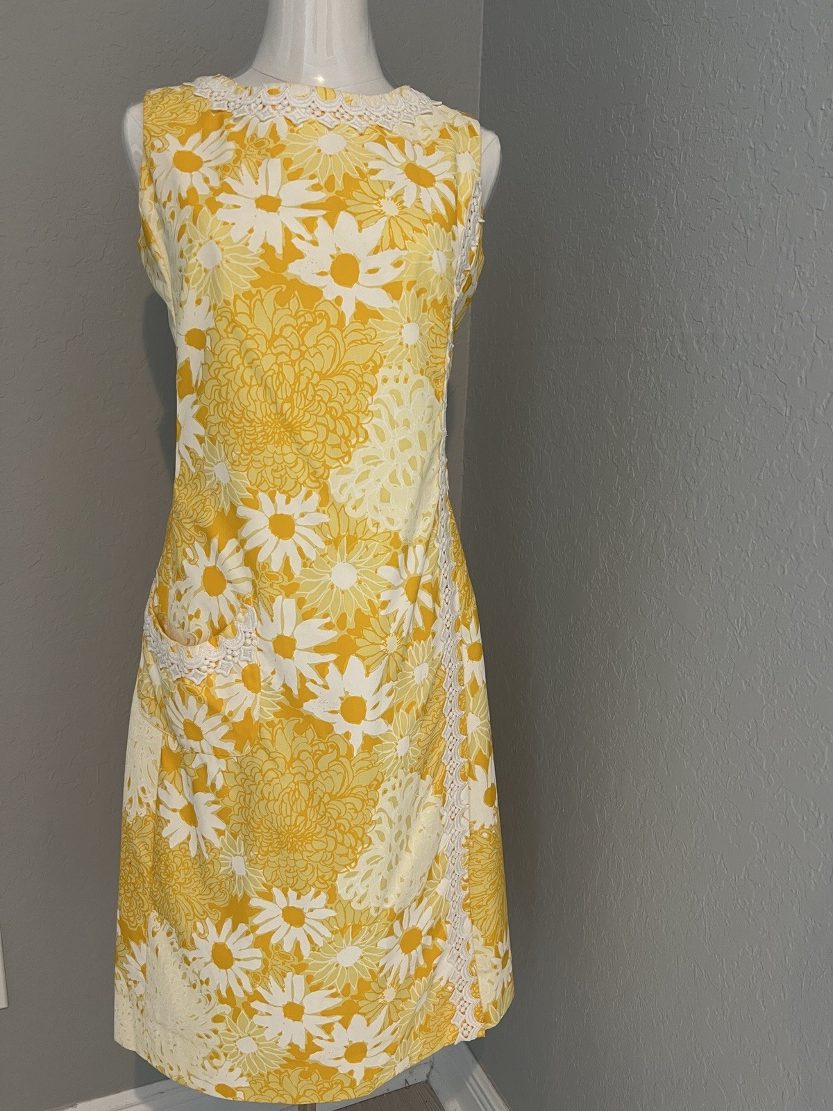 VINTAGE 1970s THE LILLY Pulitzer SHIFT 10 8 6 RARE MUMS