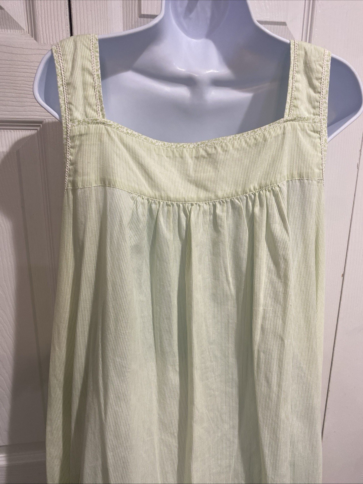 VTG Aria Nightgown Stripped Pale green lace and cherry Embroidery Trim Small
