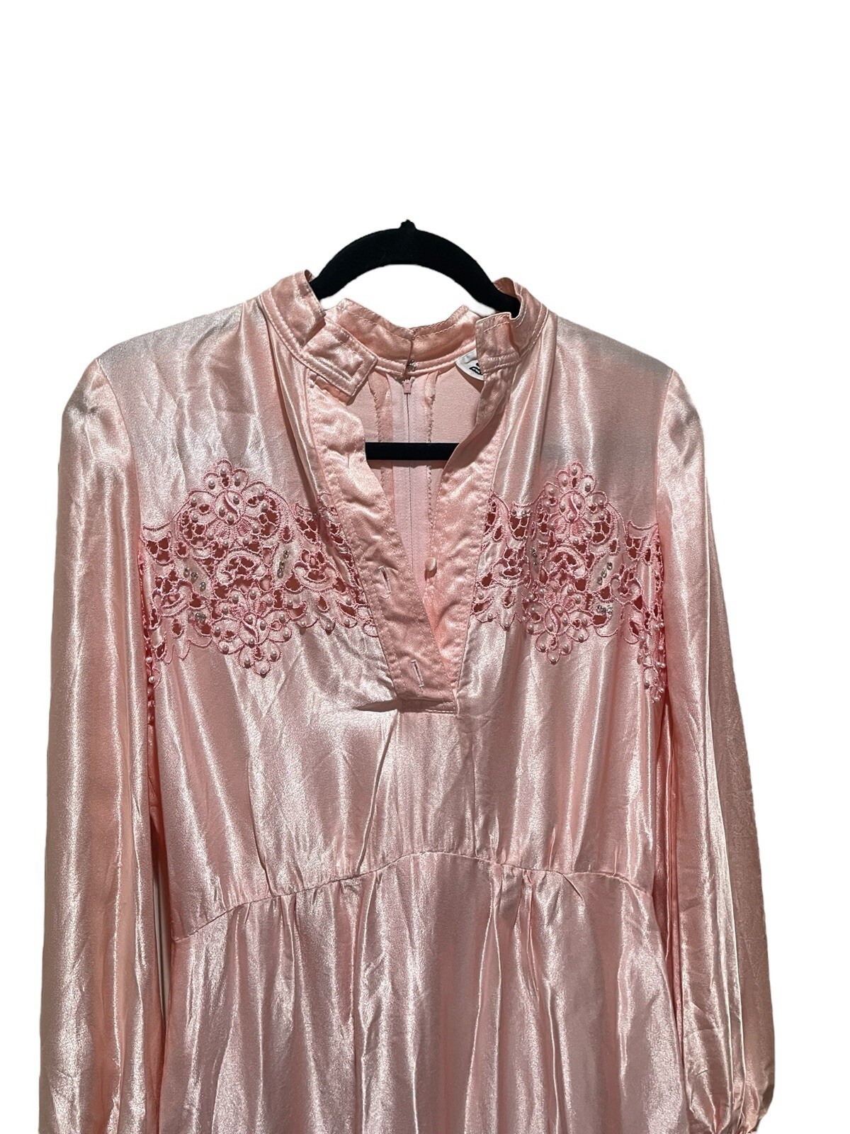 Vintage Pat Sandler 1970s Baby Pink Beaded Cut Out Accent Long Sleeve Dress M?