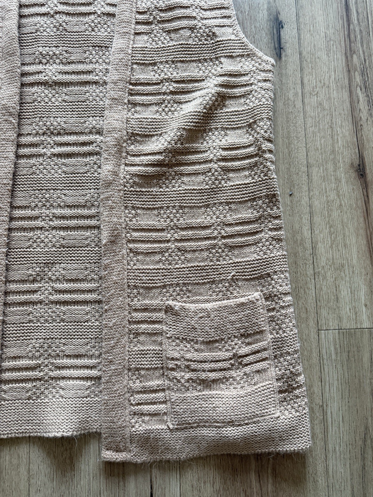 Milrank Vintage Light Brown Knit Sweater Vest Sz large Grandma Core USA
