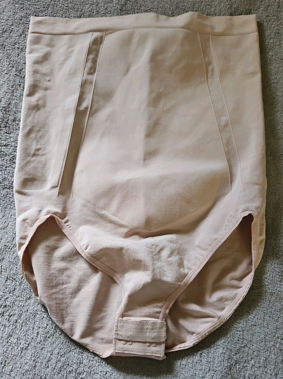 15 Pc Vintage Bras, Girdles & Shapers Lot Satin Nylon Lace FLAWS