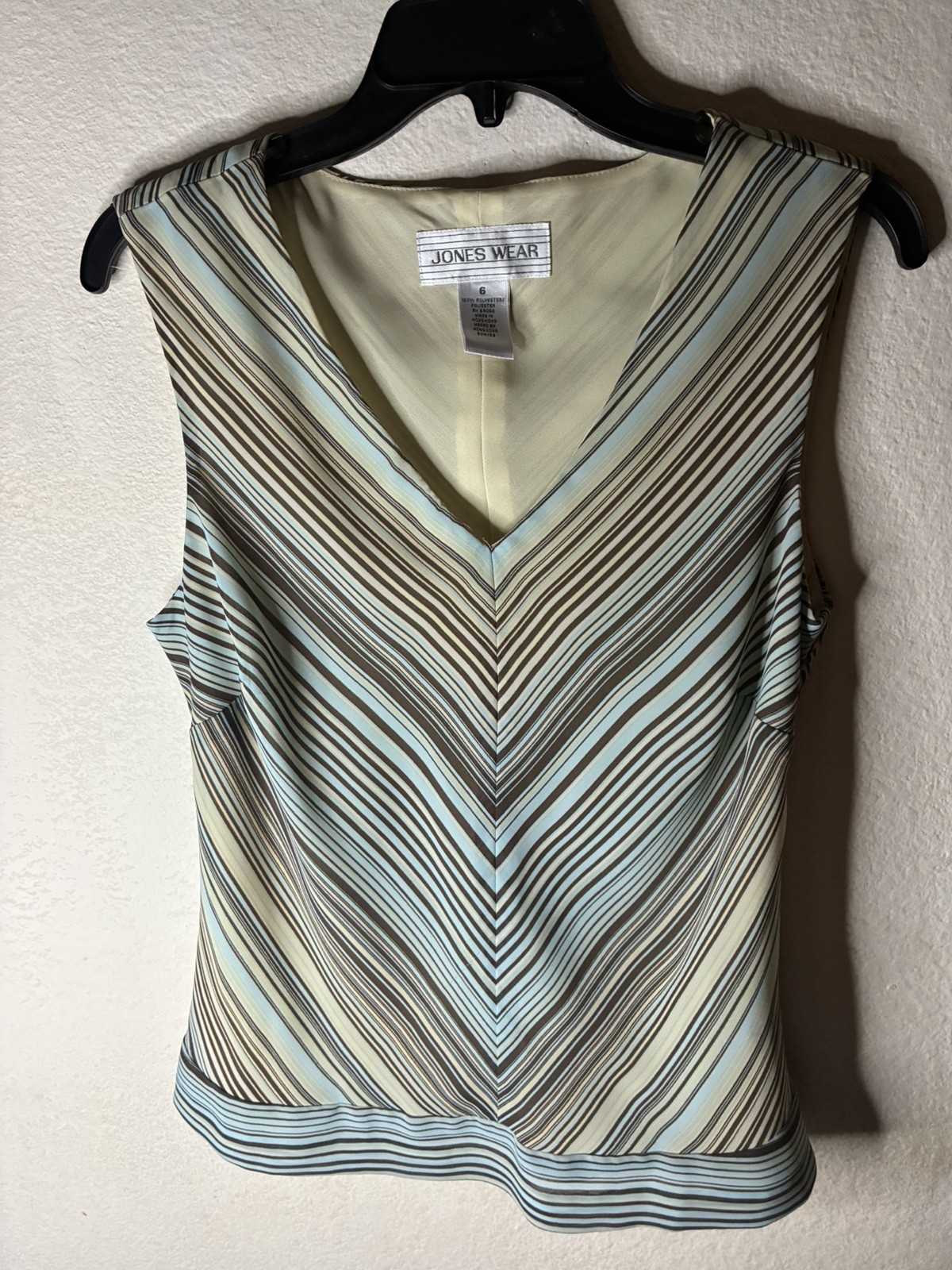Vintage Jones Wear 2003 Y2K Multicolor Summer V Neck Sleeveless Top Sz 6