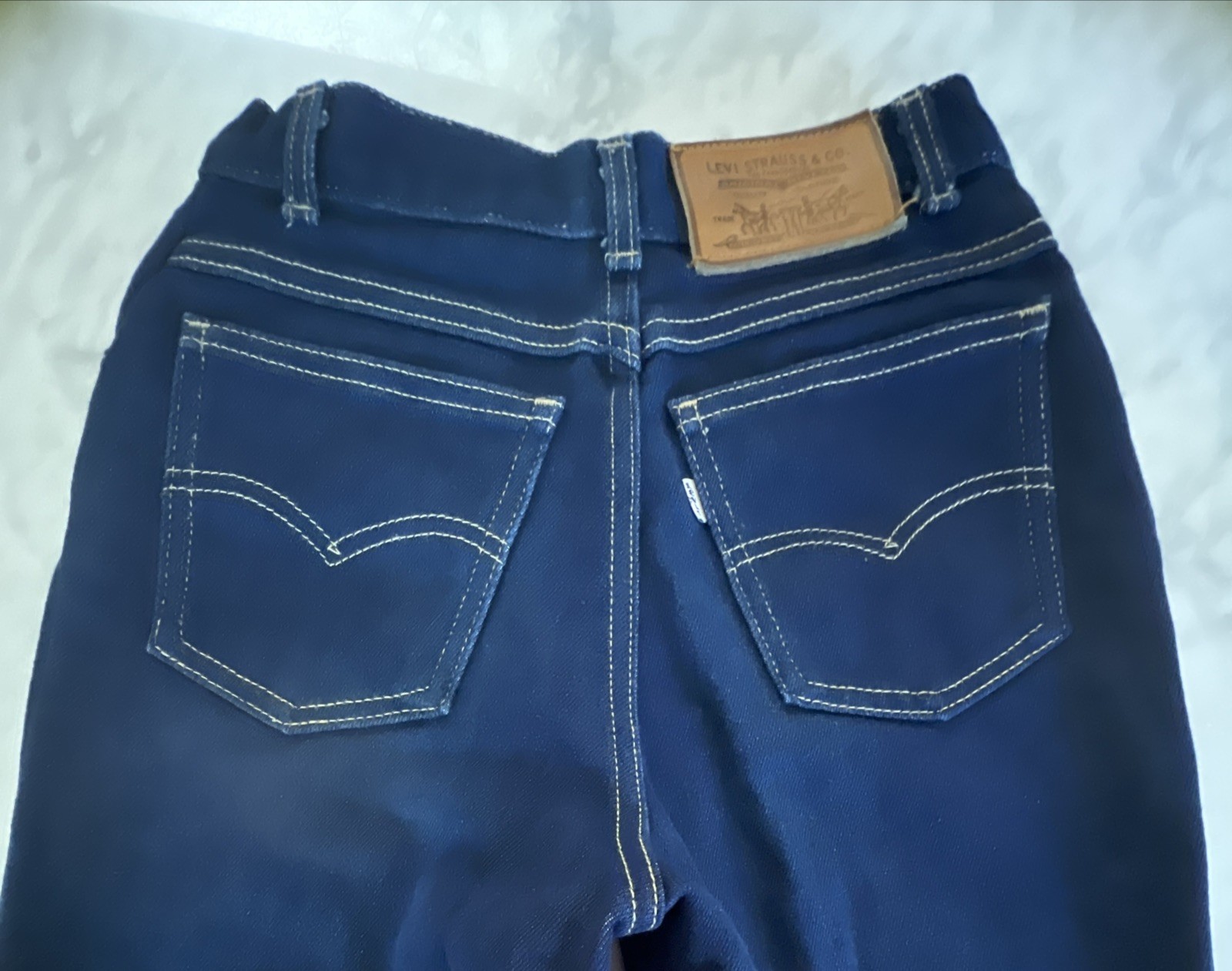Vintage Levi’s Jeans Womens 12 WPL 423 Blue Waist 24 Inseam 30 Mid rise Cotton