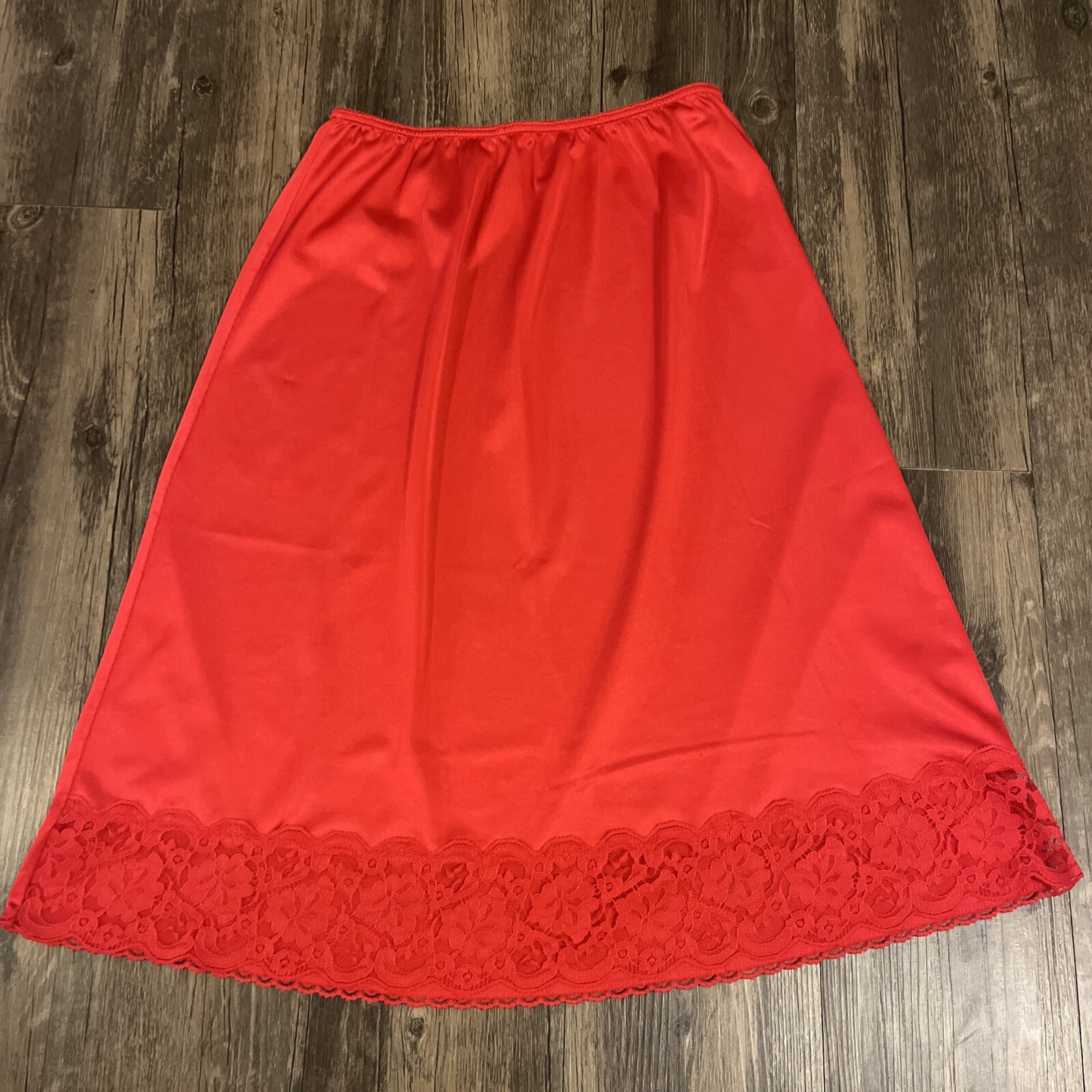 VTG Unique Union Made Red Lace Half Slip USA Small