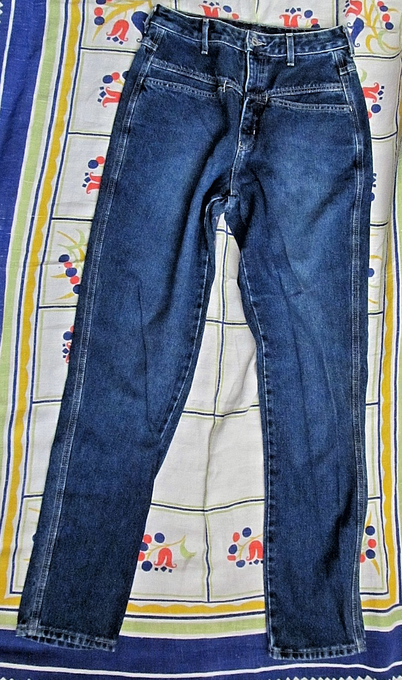 Vintage 1980’s dark wash, blue label Marithe Francois Girbaud jeans size 9/10
