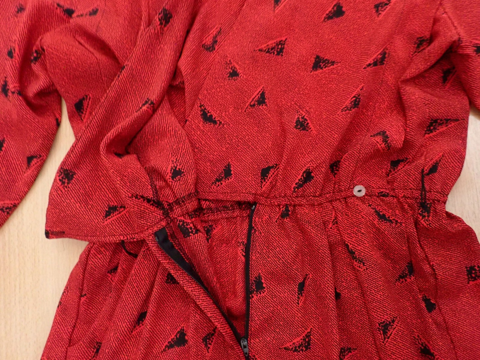 VTG 1980s JT DRESS Red JUMPSUIT Sz 14 Triangle pattern Romper USA