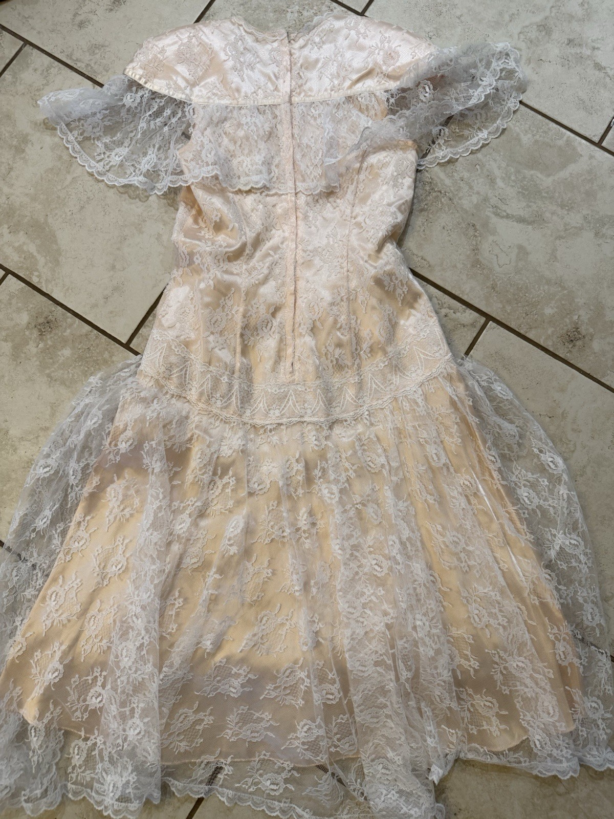 Jessica McClintock Gunne Sax Ivory Lace Capelet Overlay Dress 1980s Size 7