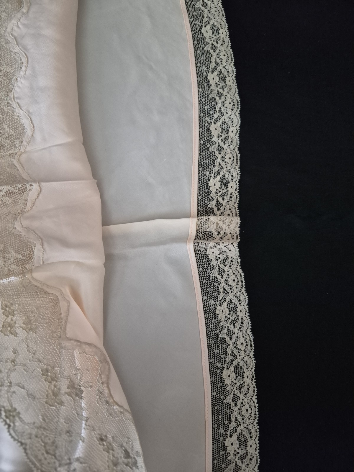 Vintage Rayon Satin CAROLYN of NEW YORK Full Slip Size 34