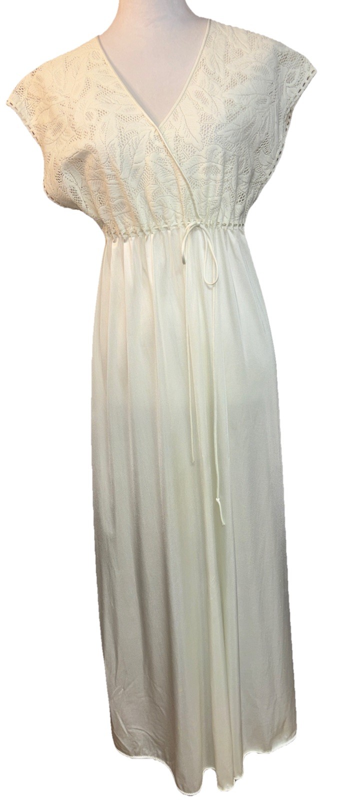 Vanity Fair White Lacy Night Gown Sweep Vintage Wedding Honeymoon Small