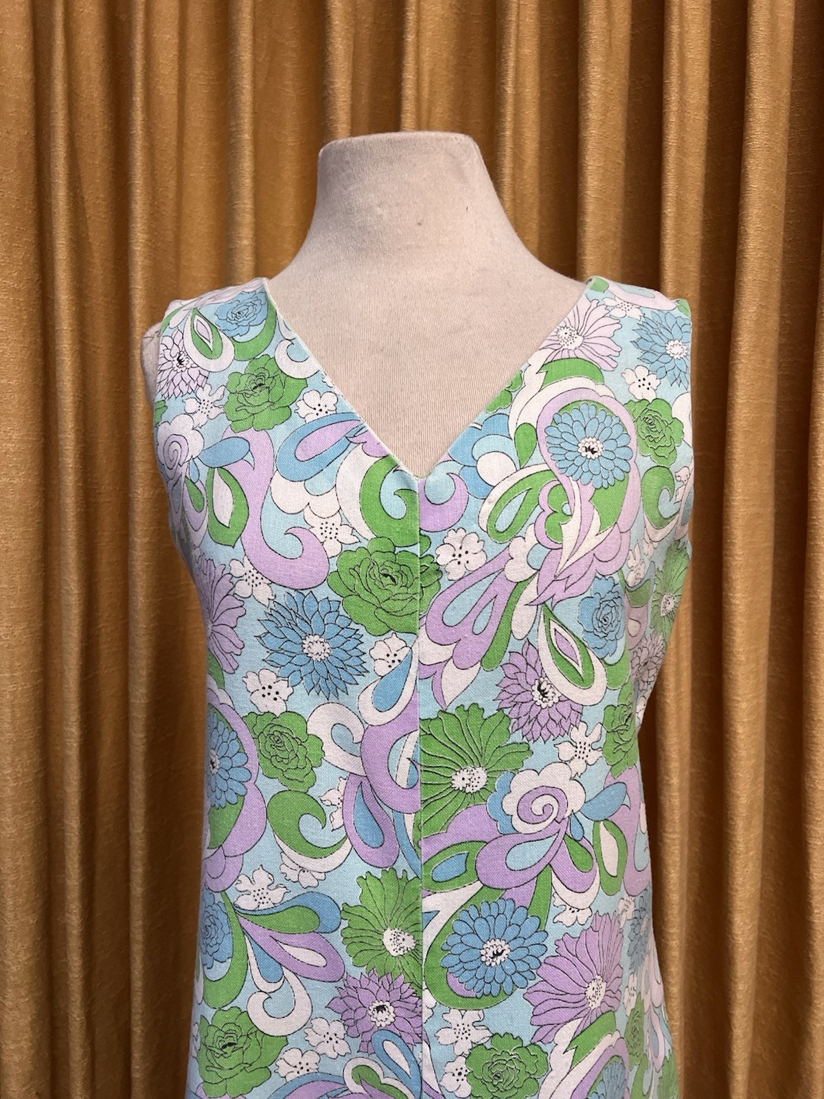 Vintage 1960s/70s Pastel Floral Linen Blend Jumpsuit Size M