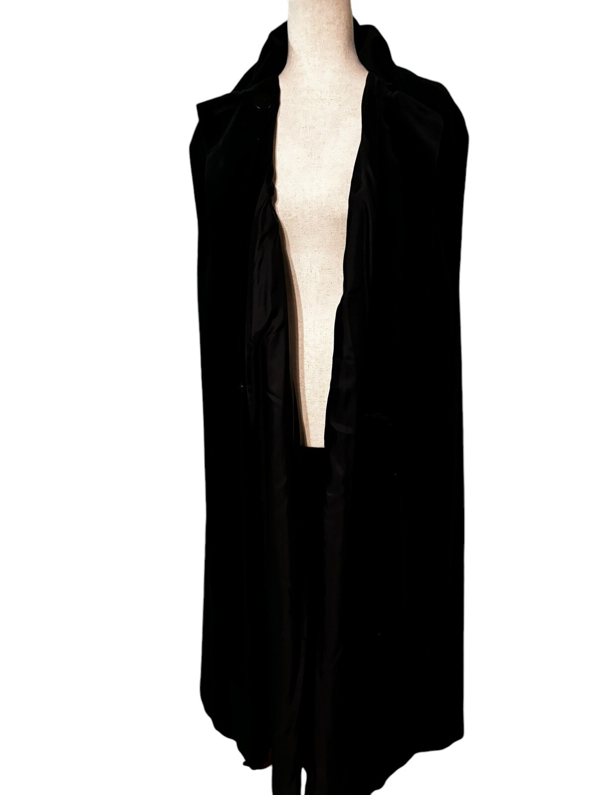 Vintage Maxx Meren Velvet Cape Heavy Black Made In USA Attached Scarf Size M
