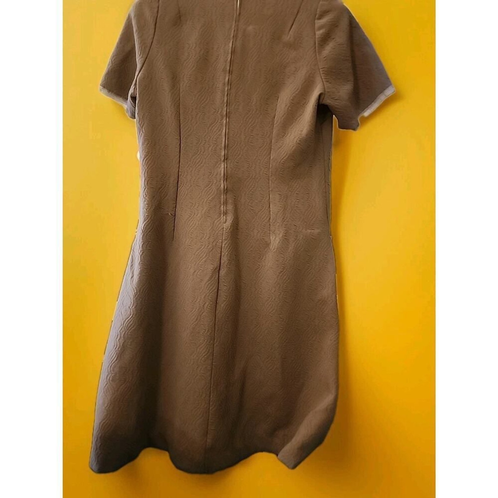 Vintage Beige Dress House Day Shift Dress 60s Small A99 Madmen Sixties