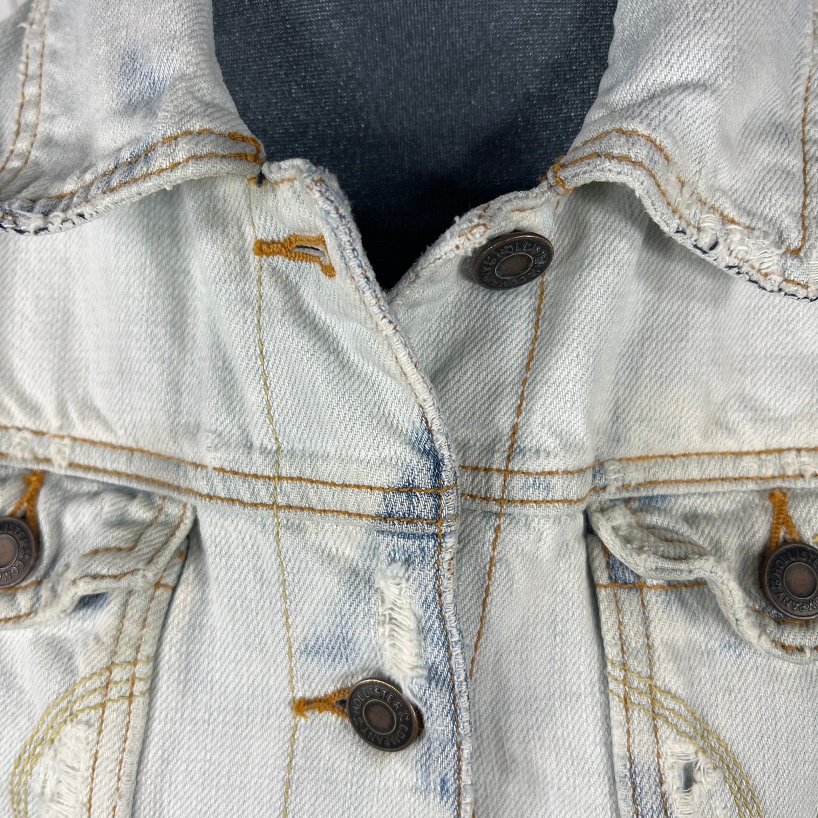 Hollister HCO Y2K Denim Jacket XS/S Trucker Distressed Bleached Thrashed Grunge