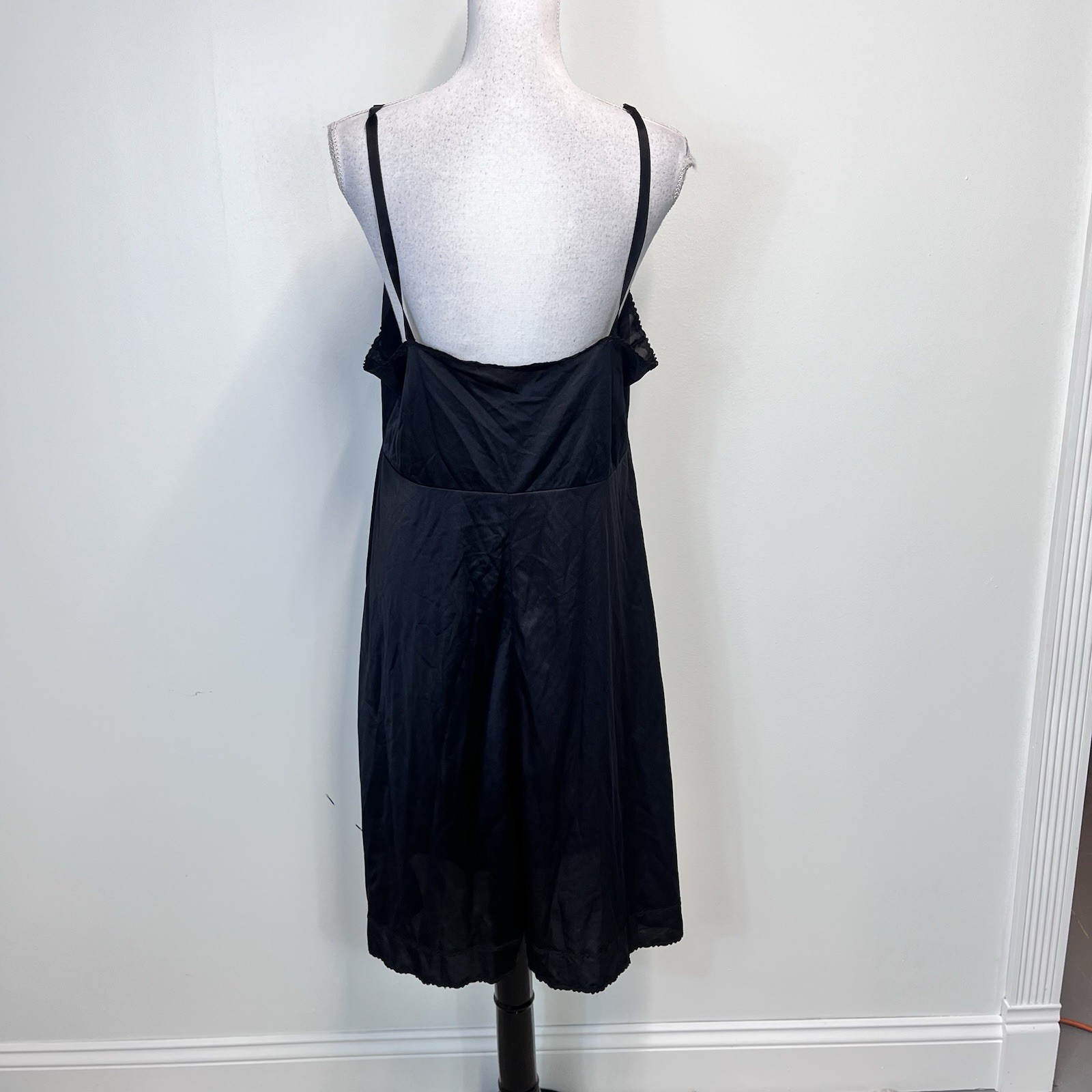 Vintage BARBIZON Tafredda Black Full Slip Dress size 42 Lingerie Crystal Pleats