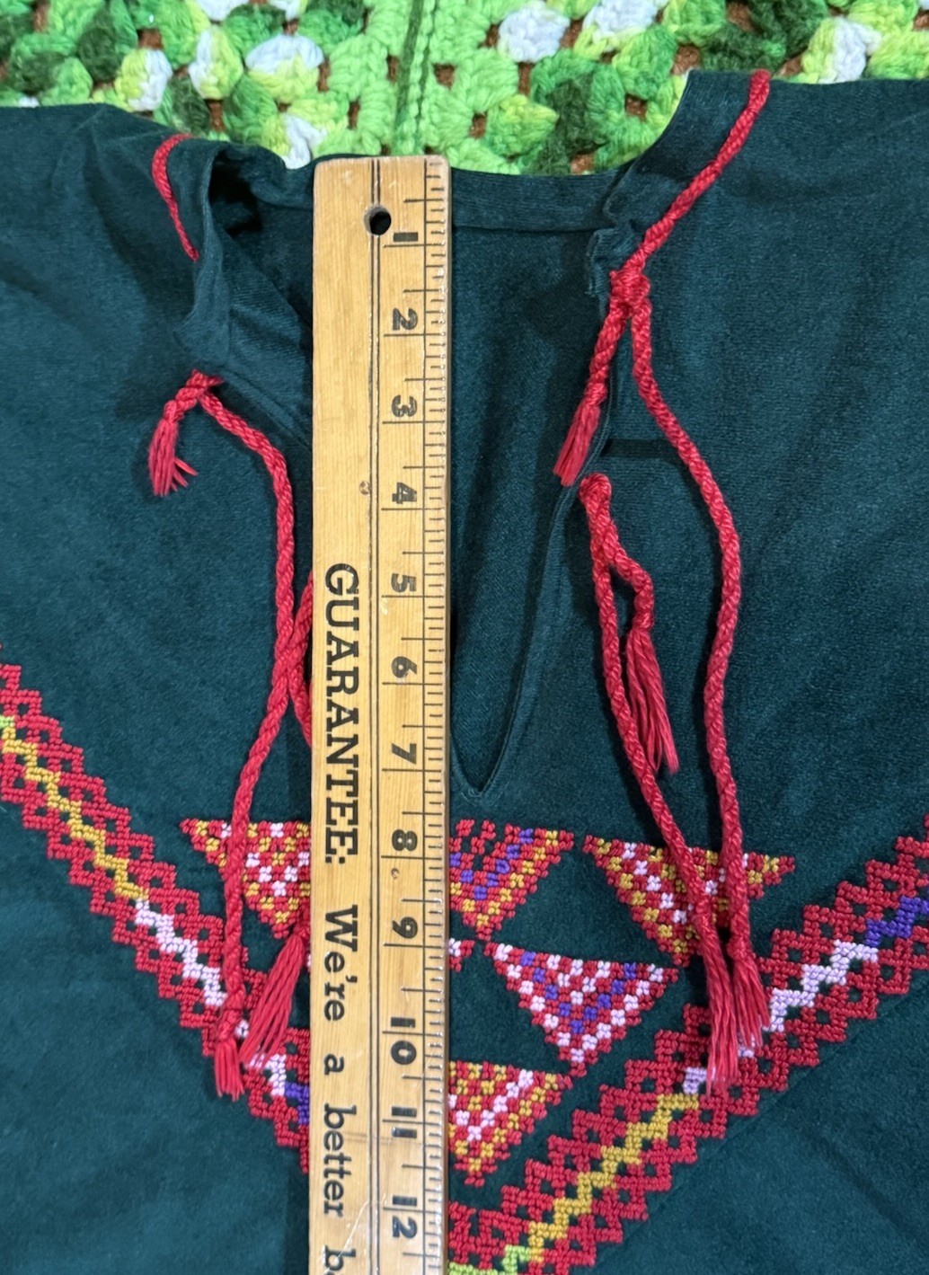 Vtg Hippie Groovy House Dress Boho Green Retro Embroidery Details
