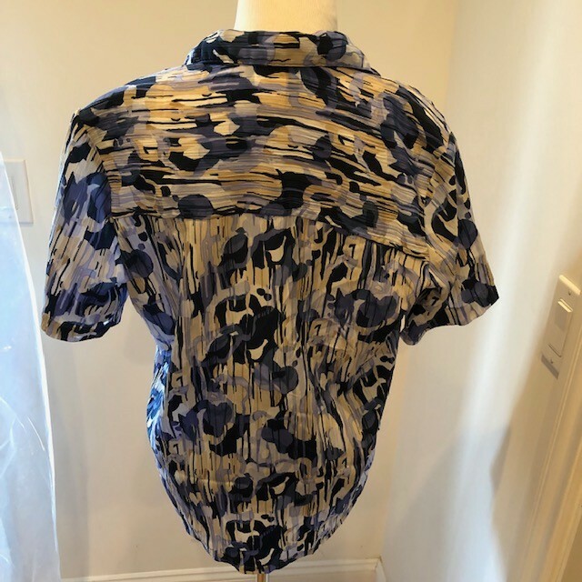 Vintage Blouse Donnkenny Classics Women’s Size S Blue Floral Short Sleeve 80’s