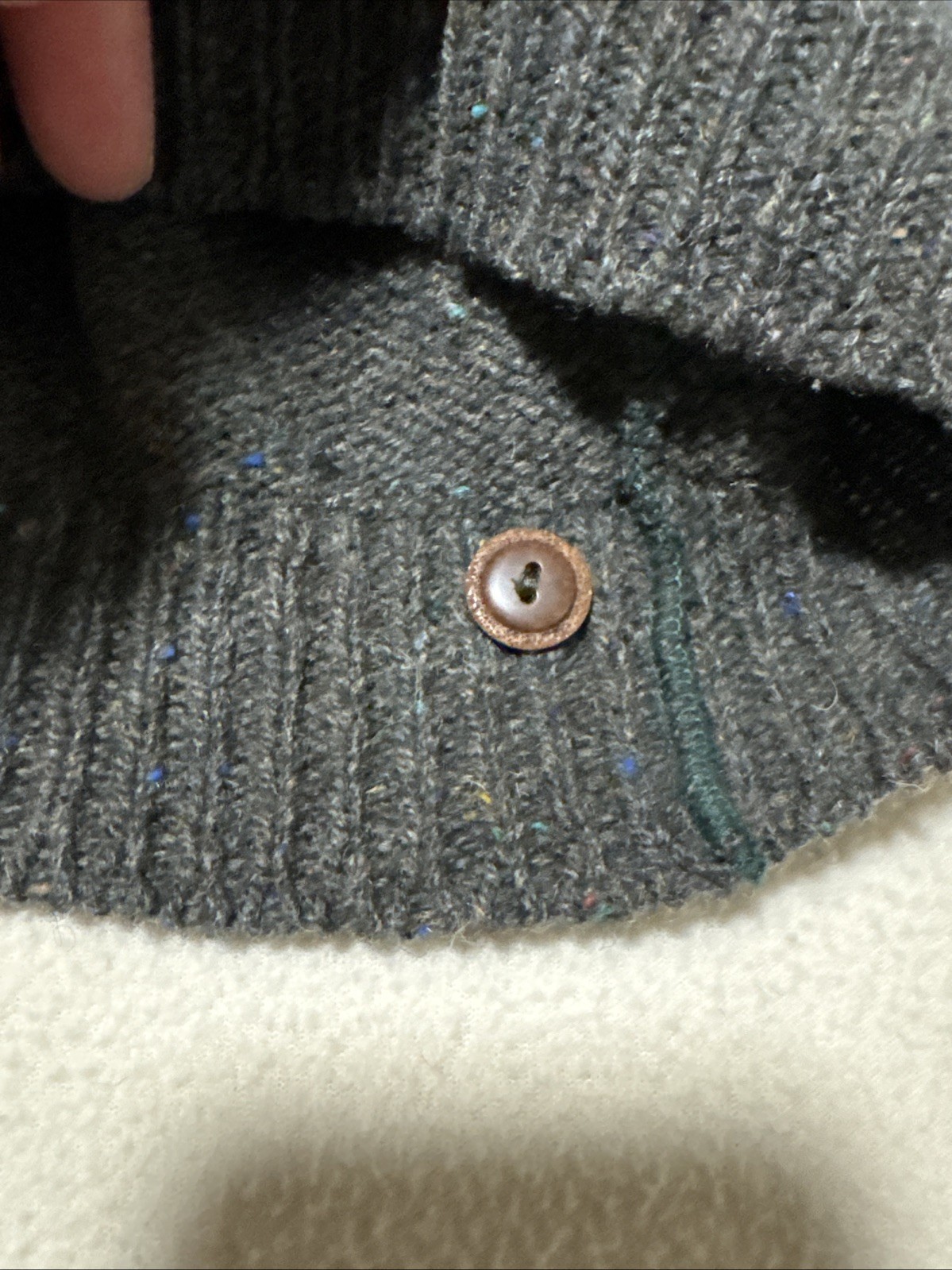 100% Wool 2 Button Vintage Alps Merrimac Valley Sweater Large Made In The USA