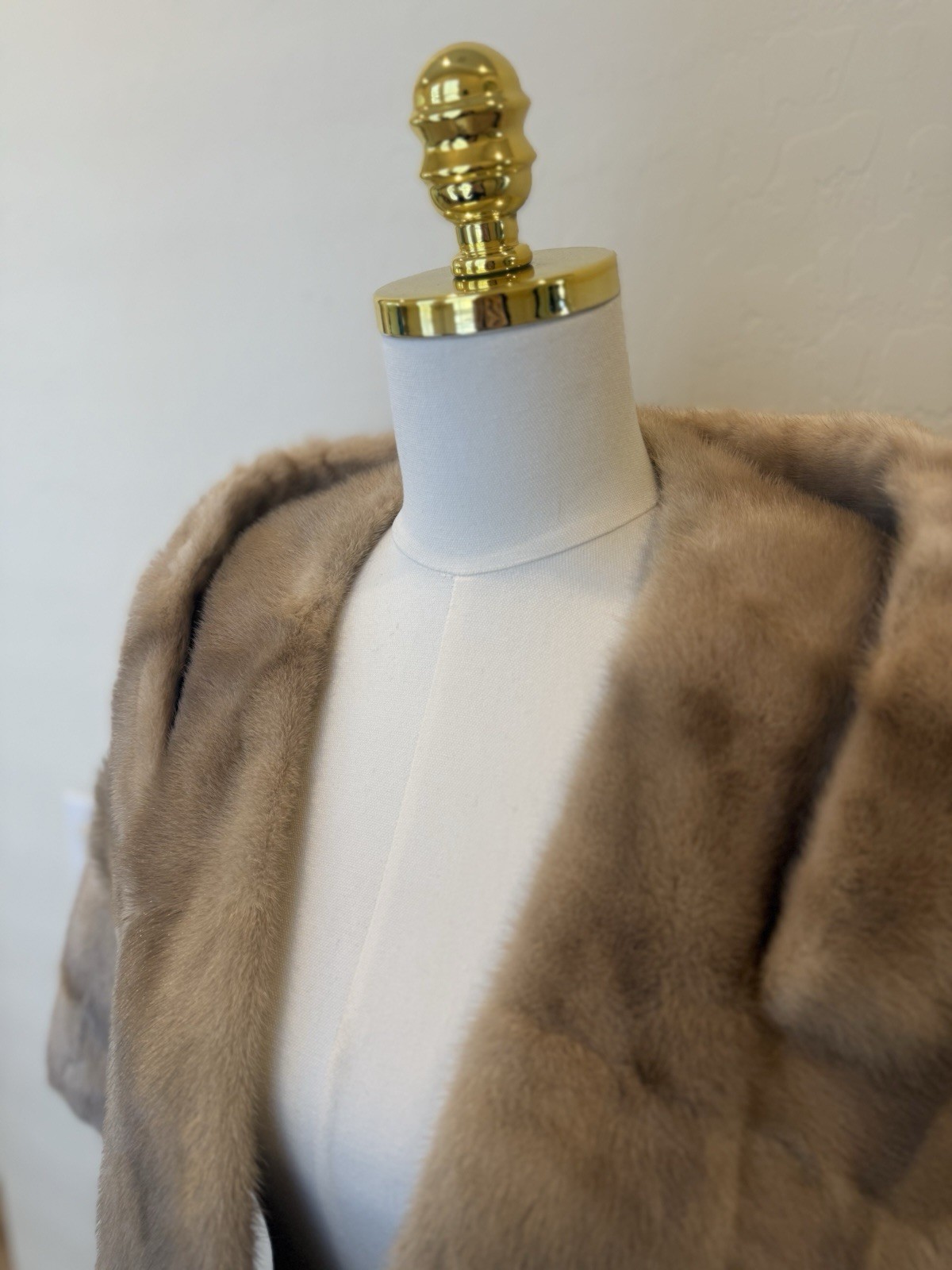 Vintage Dark Blonde Mink Women’s Stole/Cape One Size Fits Most