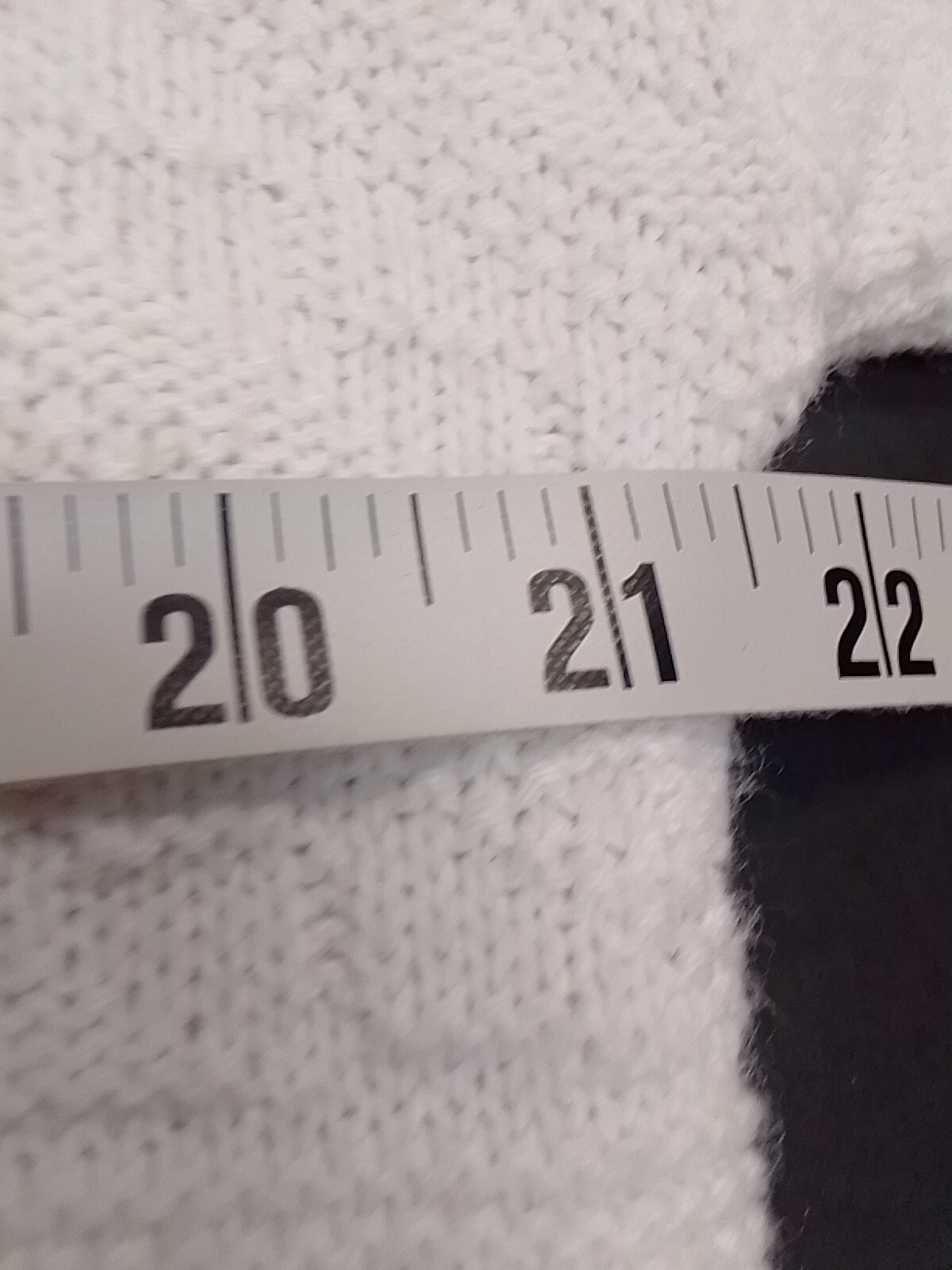 Vintage Helen Sue Sweater White acryllic USA vintage size 14 see measure Hole