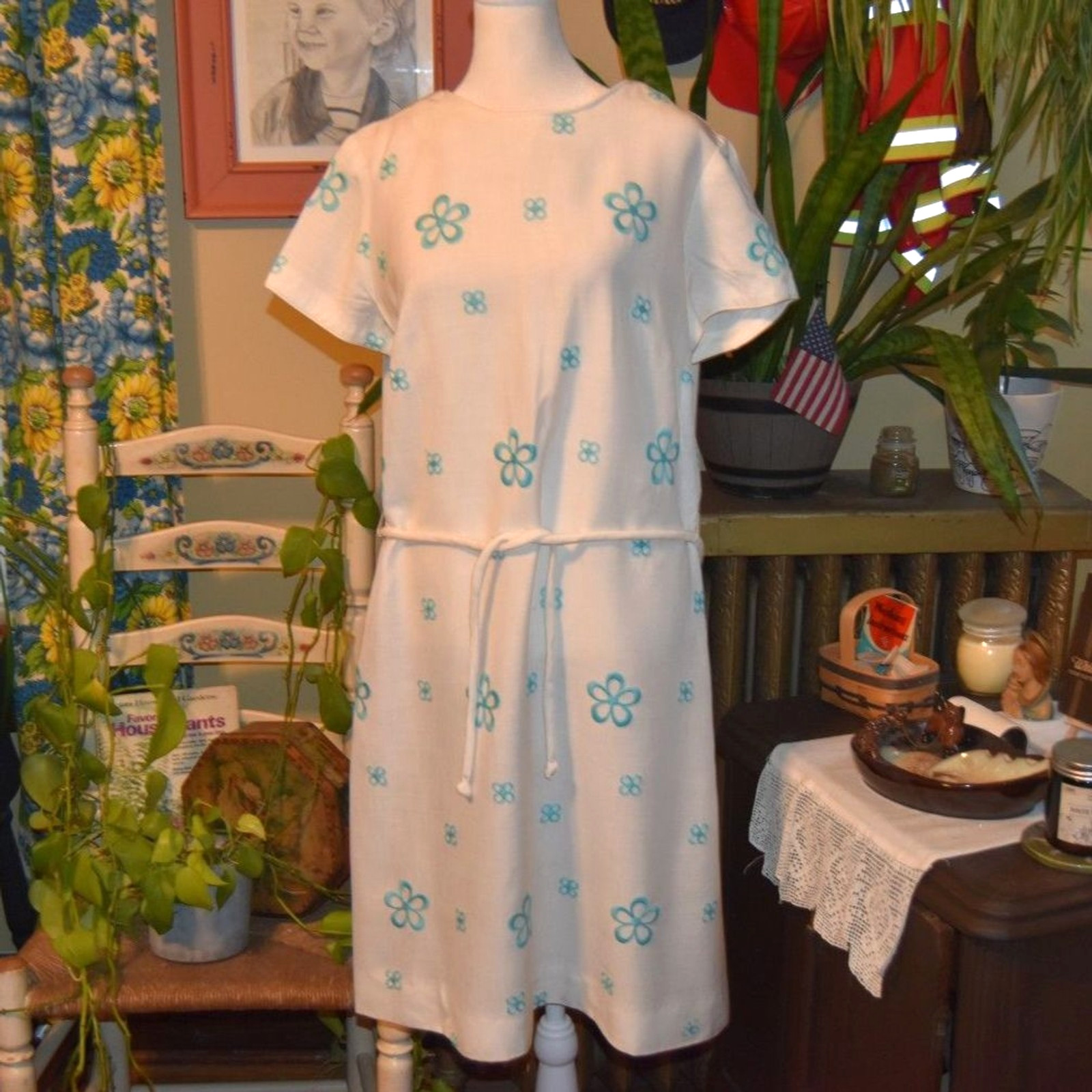 Vintage 1960s Puritan Forever Young Gloria Swanson Shift Dress Size Med-Large